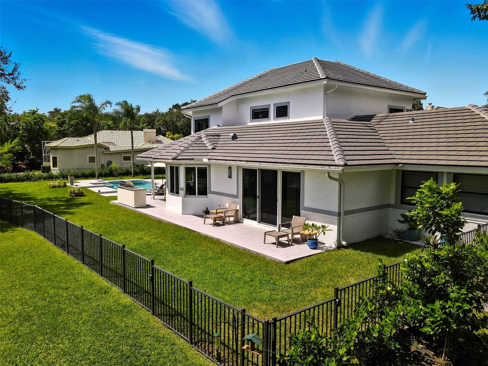 Maple Wood - Residential