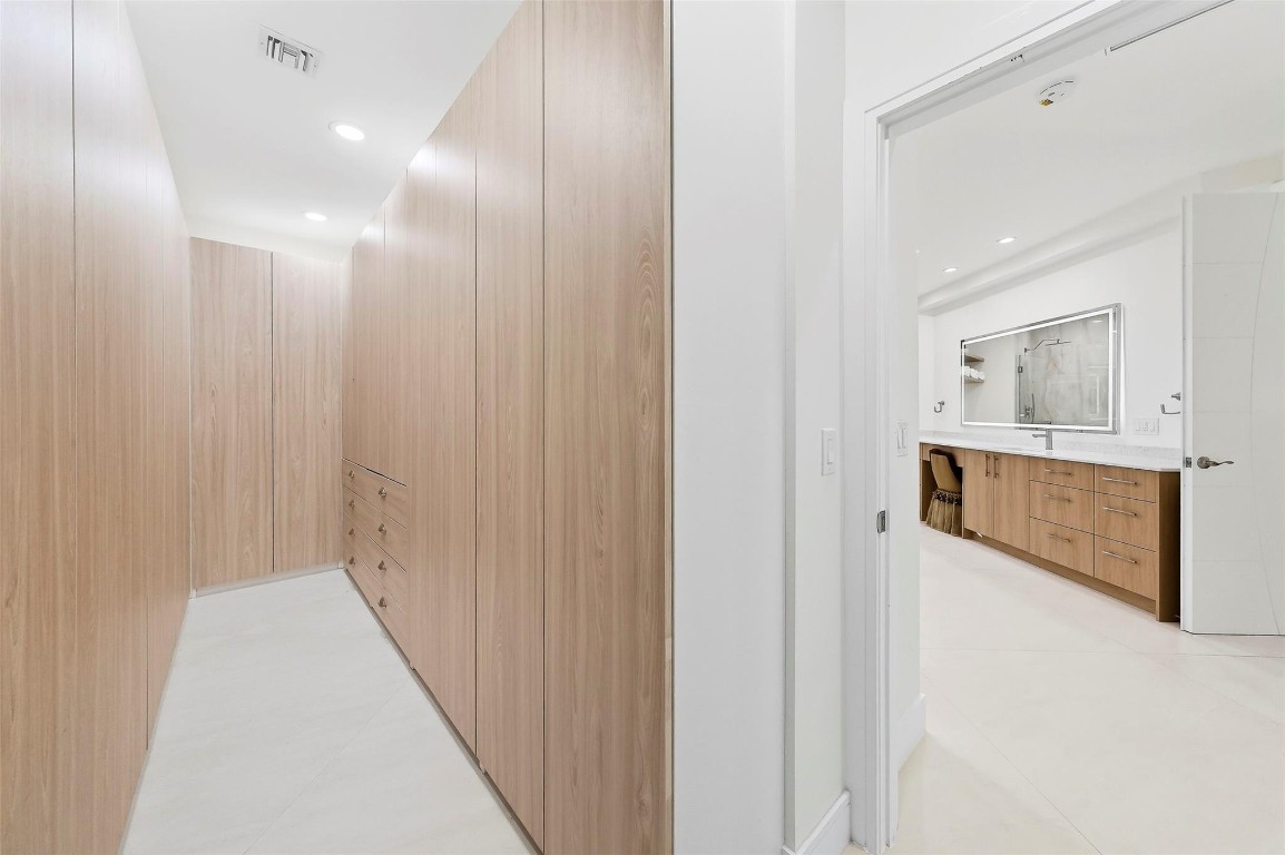 Maple Wood - Residential