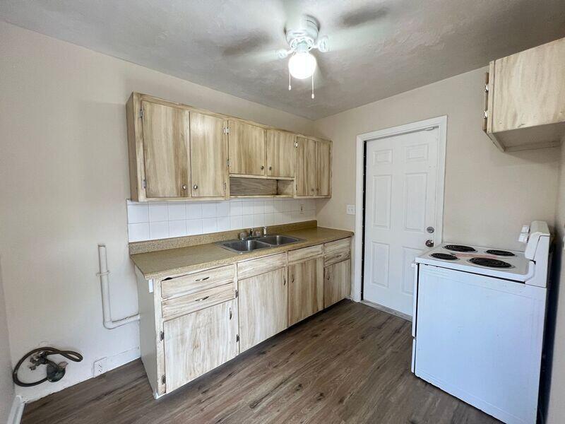 1360 10th Street