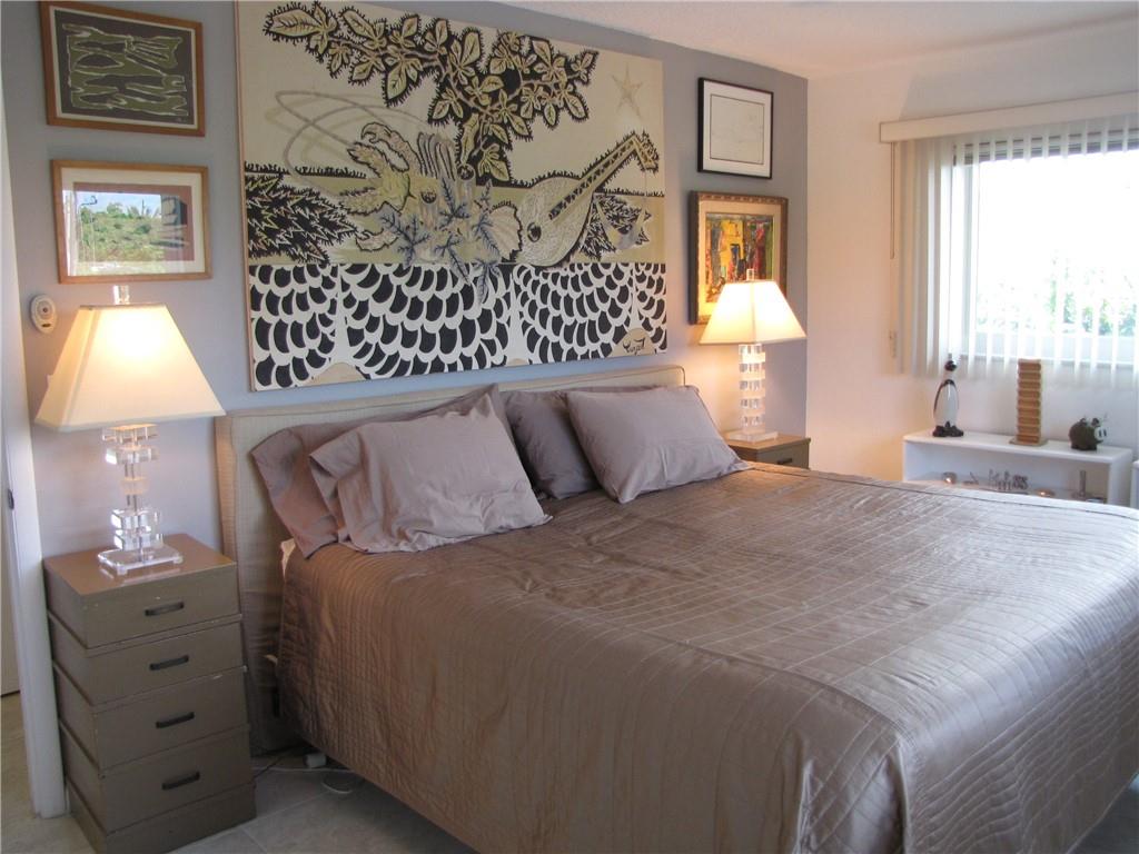 COSTA CREST CONDO - Residential