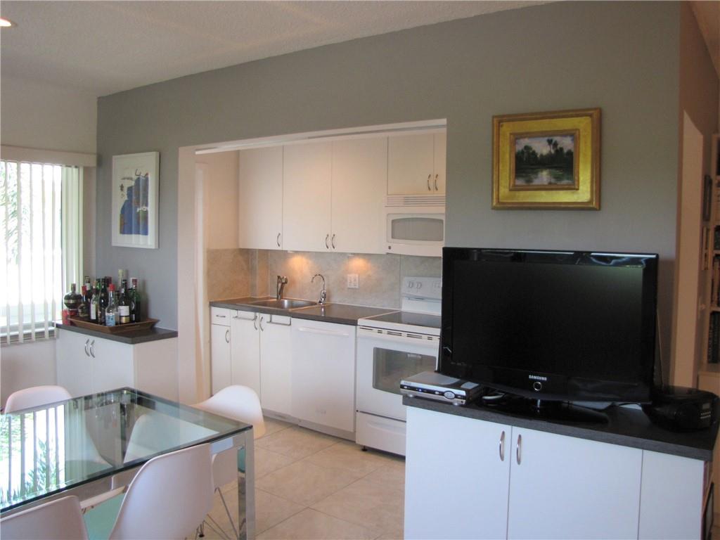 COSTA CREST CONDO - Residential