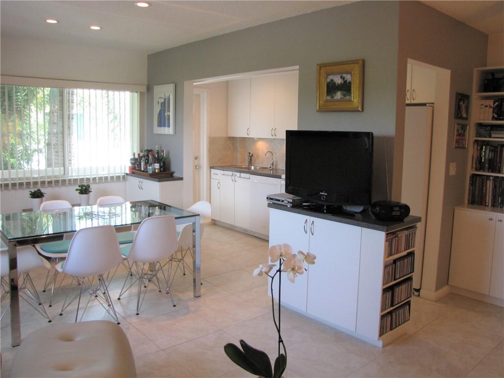 COSTA CREST CONDO - Residential
