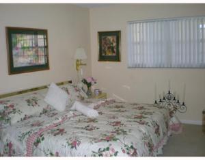 BOCA TEECA CONDO 8 - Residential Lease