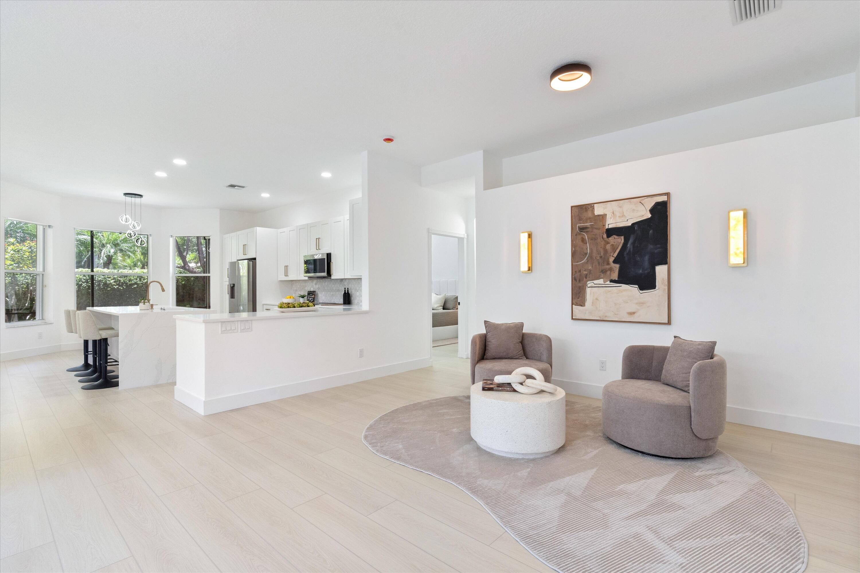 VALENCIA FALLS 7 - Residential