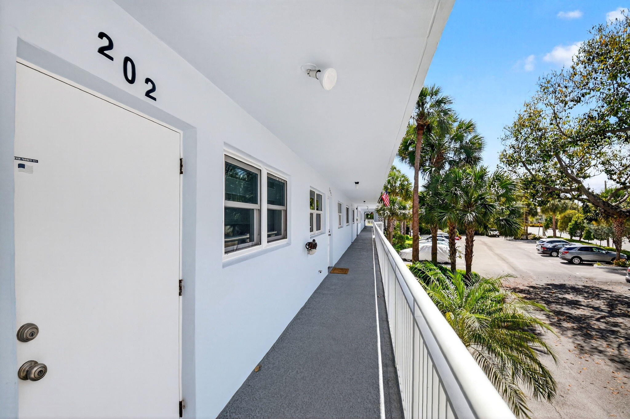SEAGATE OF GULFSTREAM CONDO - Residential
