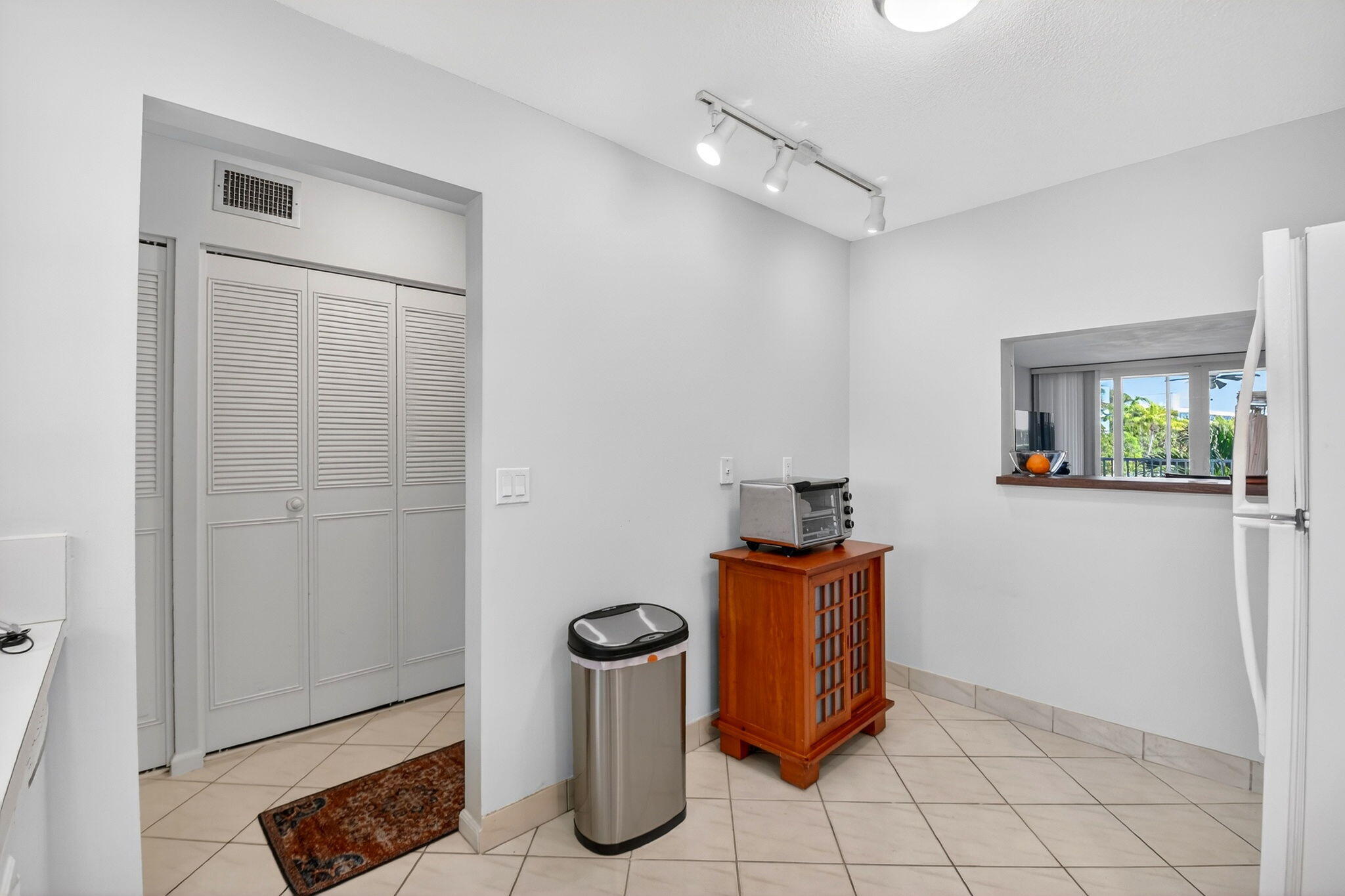 SEAGATE OF GULFSTREAM CONDO - Residential