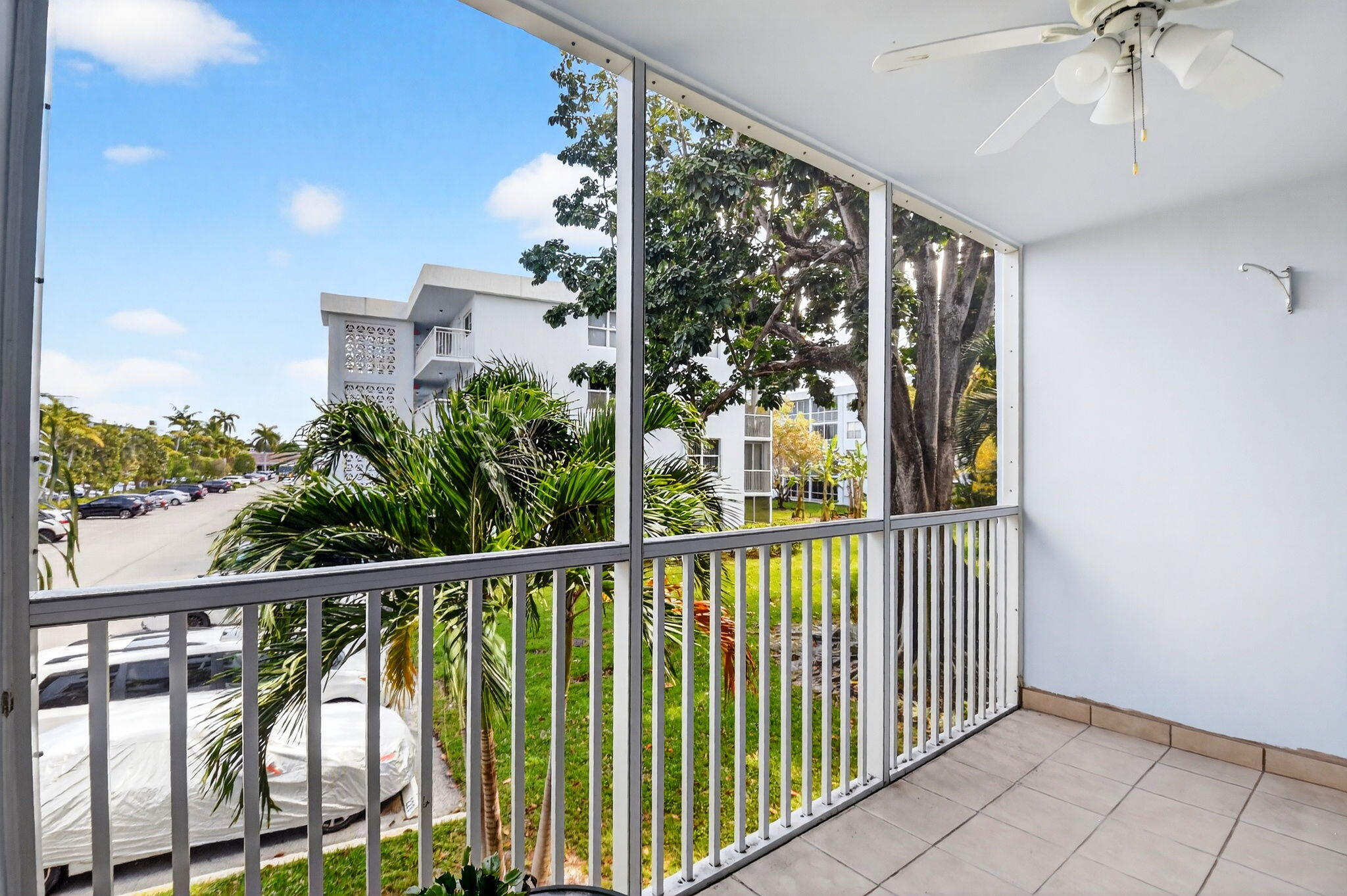 SEAGATE OF GULFSTREAM CONDO - Residential