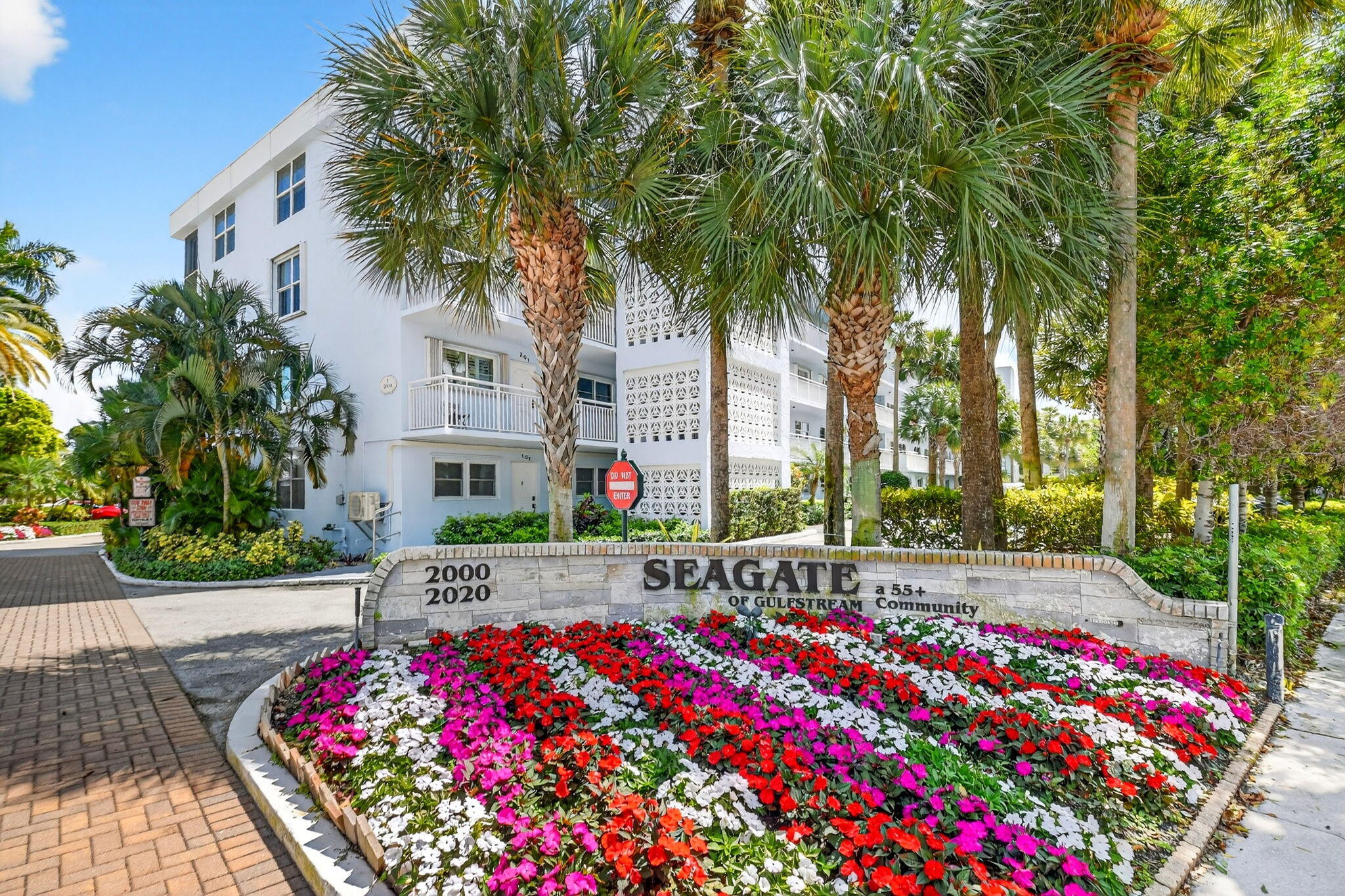 2010 S Federal Highway 202