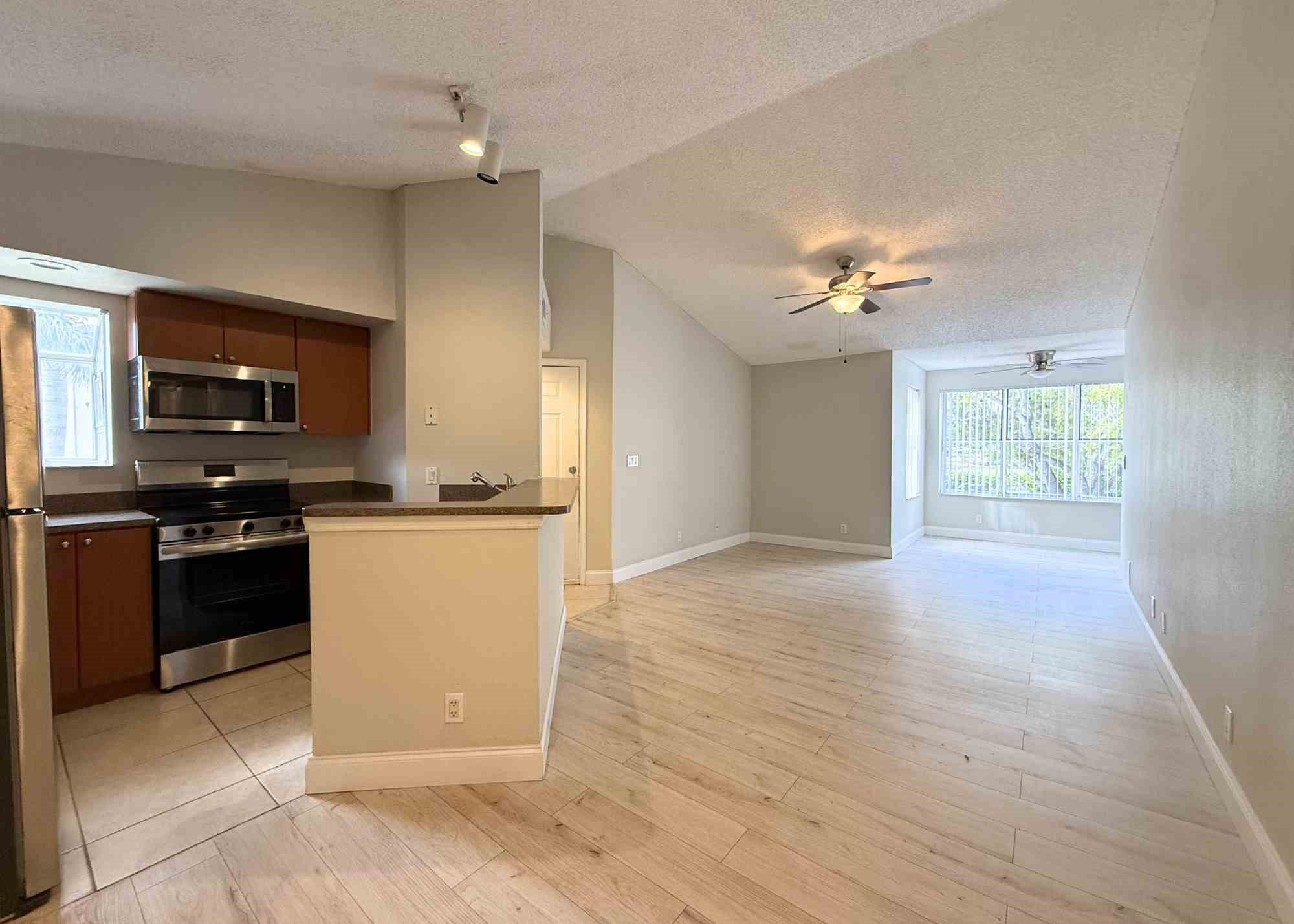 CORAL KEY CONDO - Residential Lease