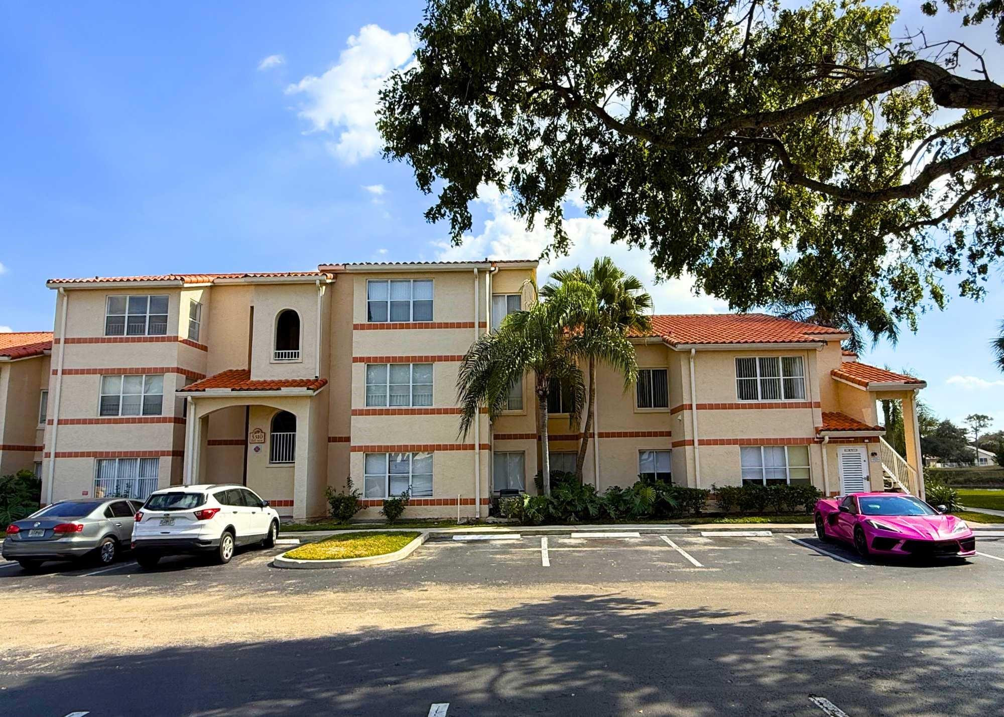 CORAL KEY CONDO - Residential Lease