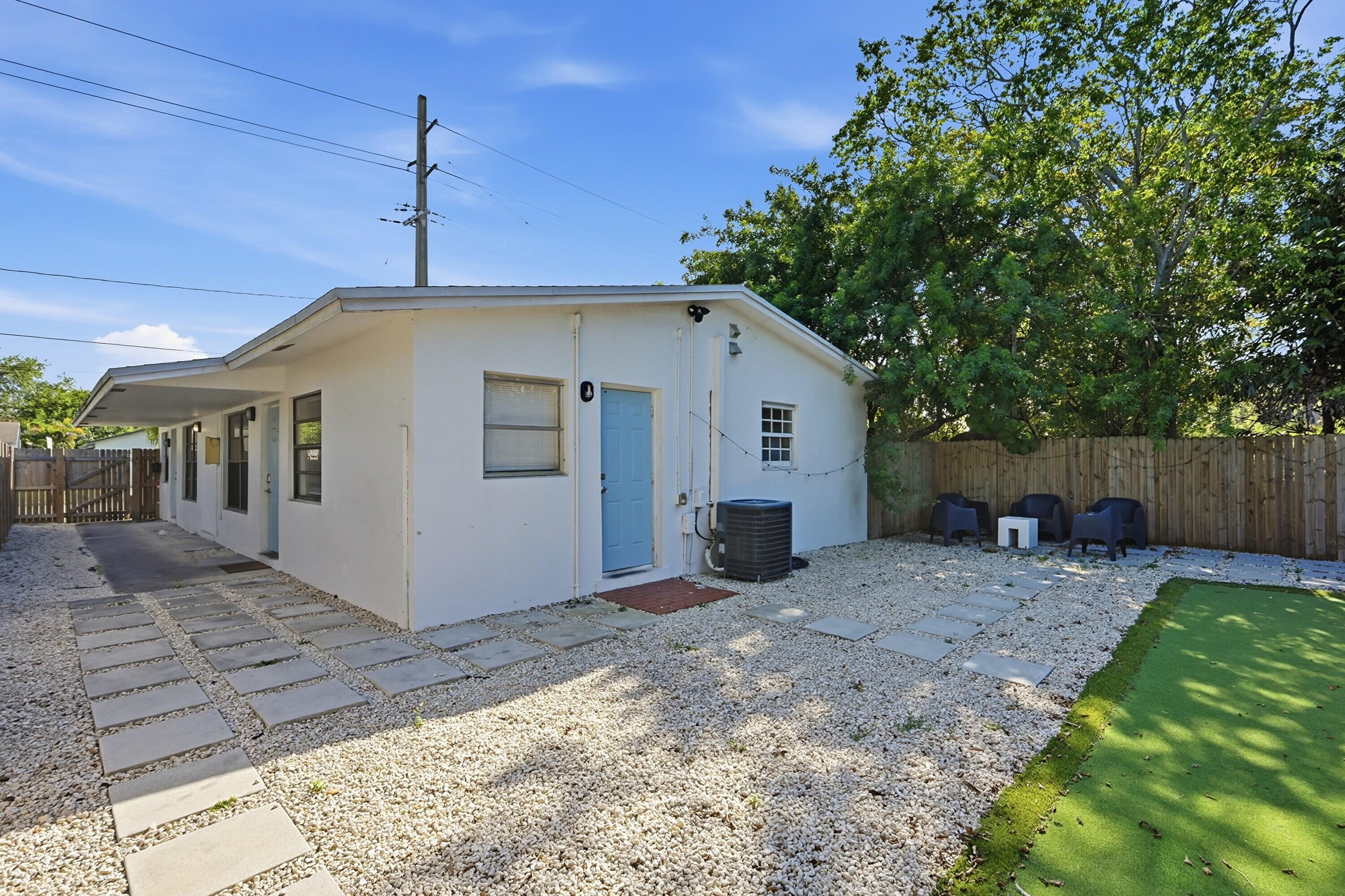 OAKLAND PARK SECOND ADD - Residential Income