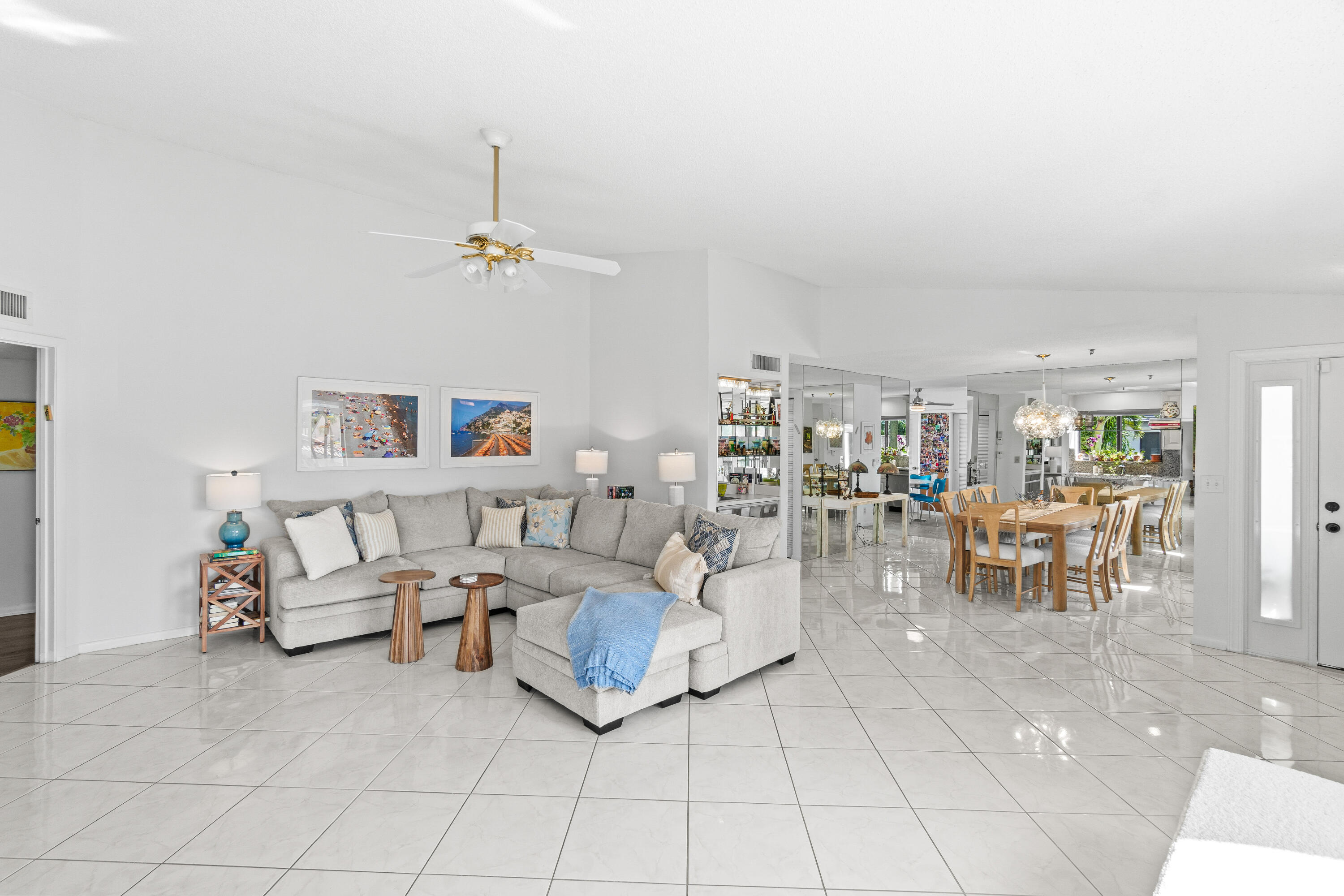 GLENEAGLES CONDO I - Residential