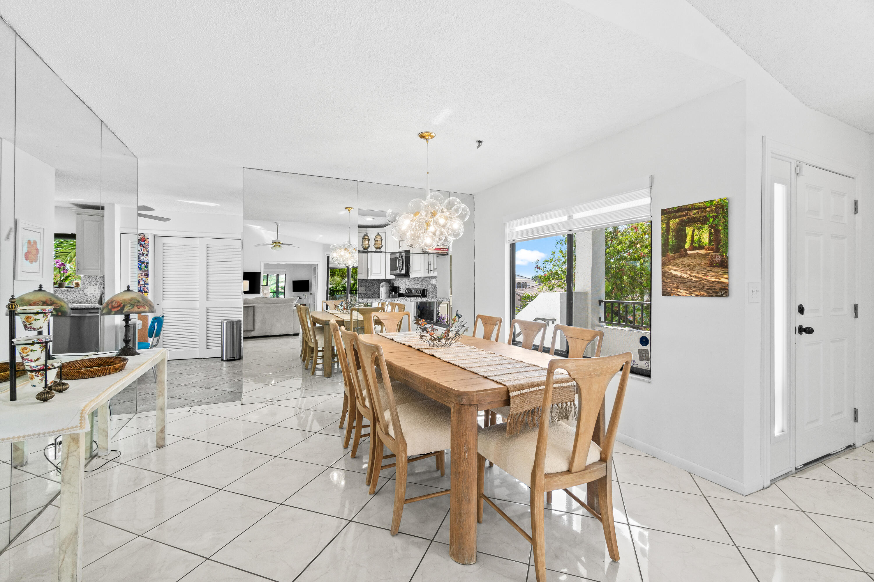 GLENEAGLES CONDO I - Residential