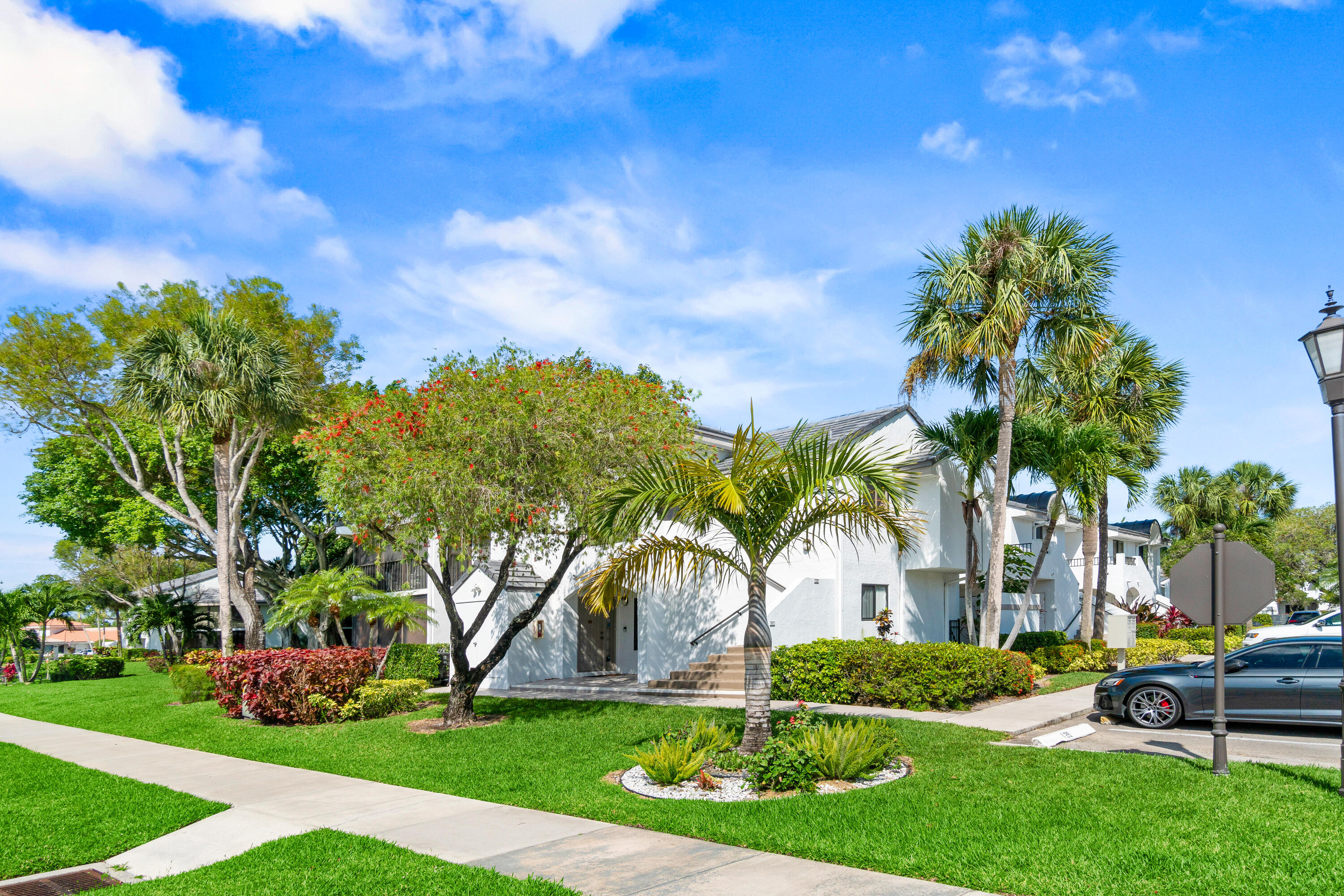 GLENEAGLES CONDO I - Residential