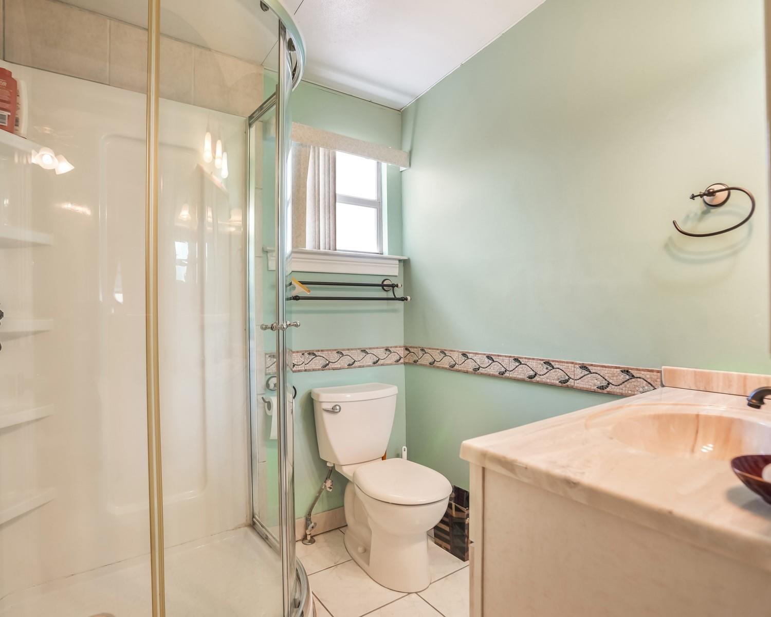 RAVENSWOOD ESTATES & MARI - Residential