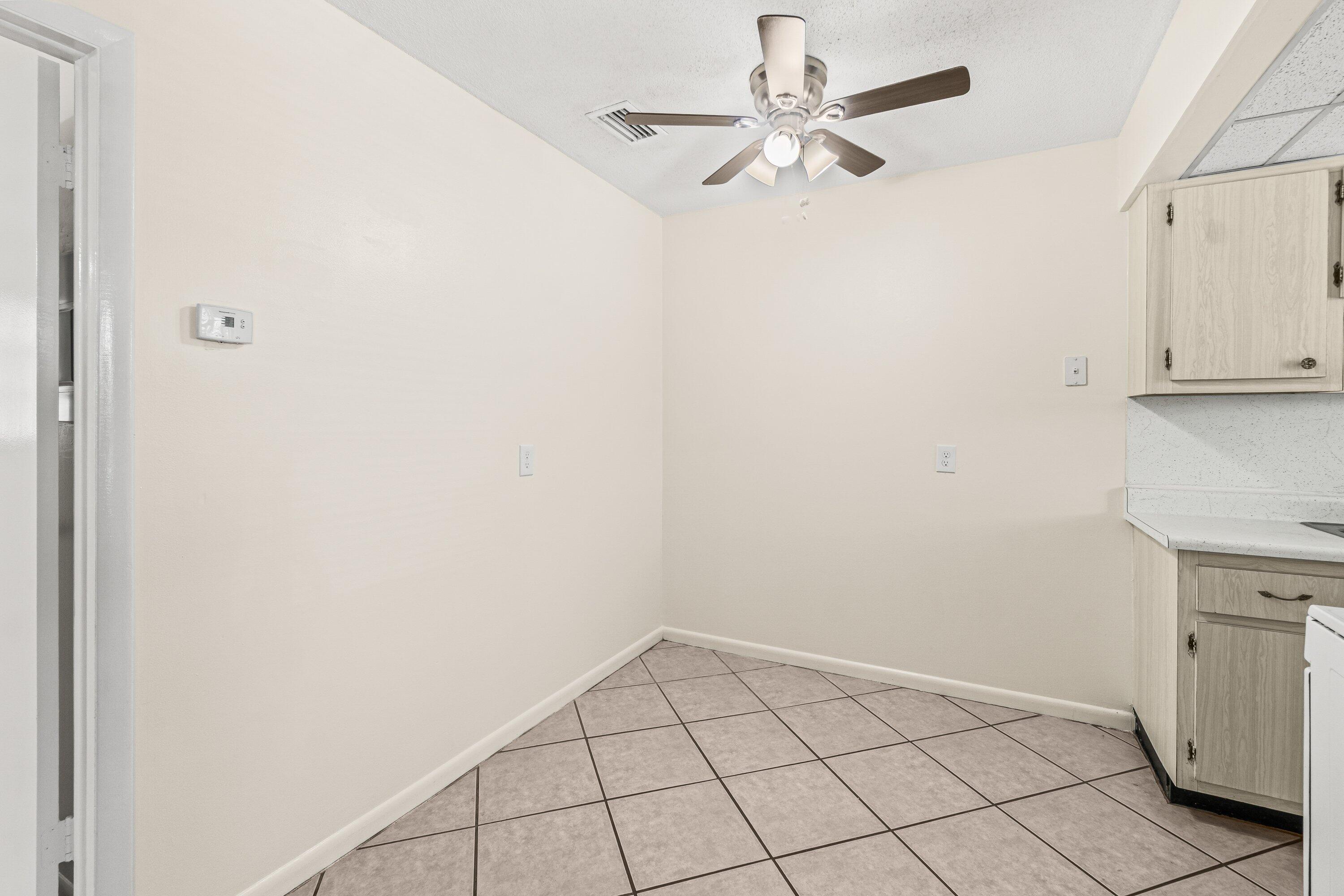 TOWN OF LAKE WORTH - Residential Lease