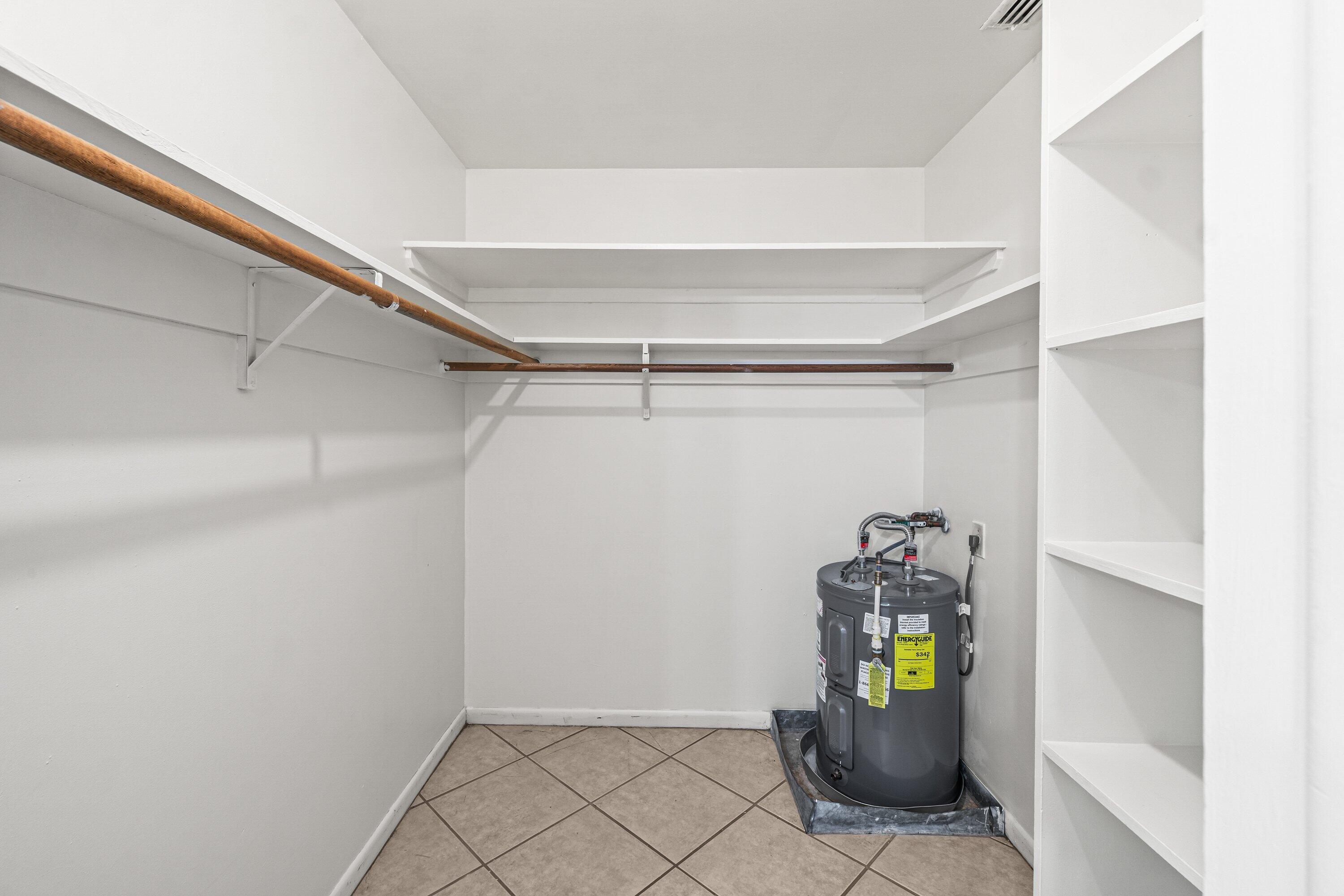TOWN OF LAKE WORTH - Residential Lease