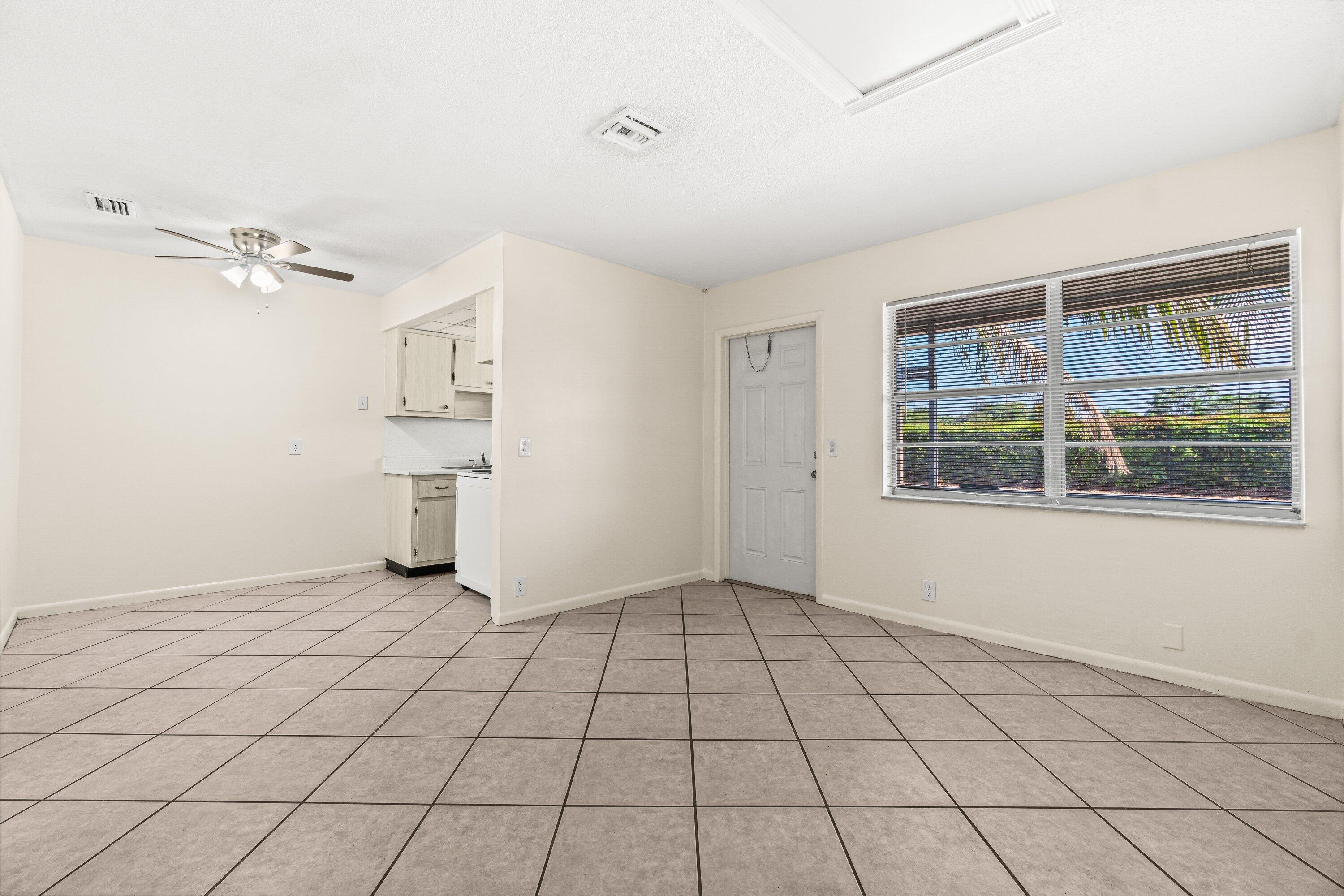 TOWN OF LAKE WORTH - Residential Lease
