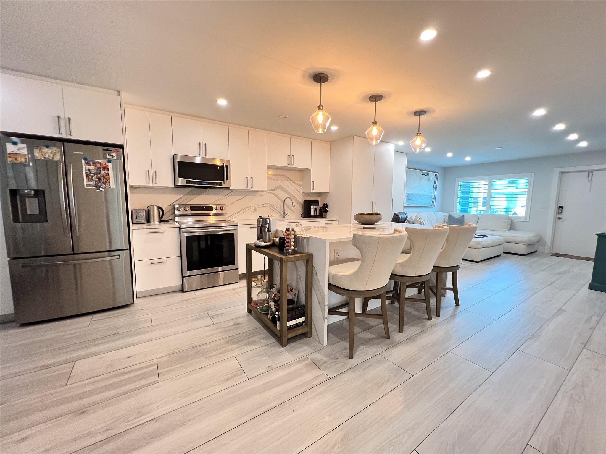 2115 NE 37th Drive 121