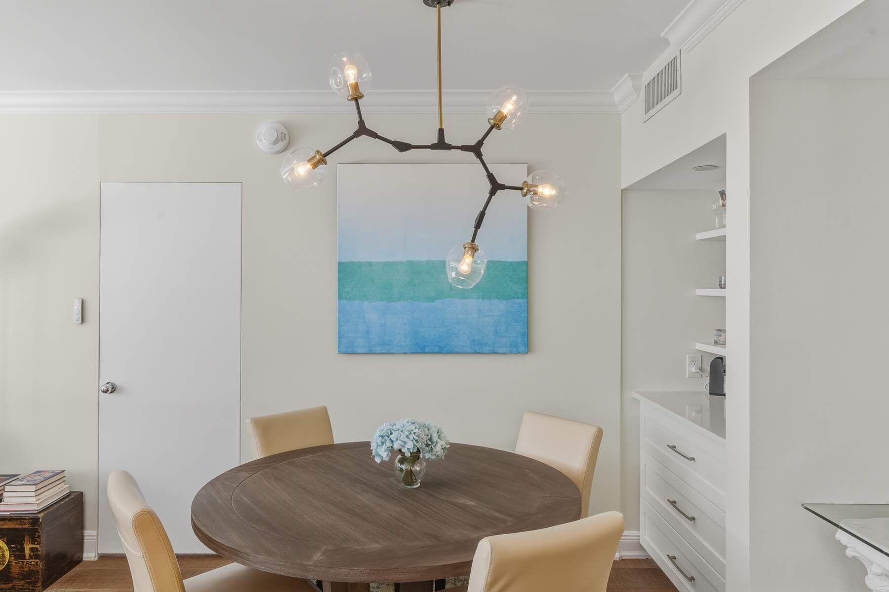 BEACH POINT CONDO - Residential