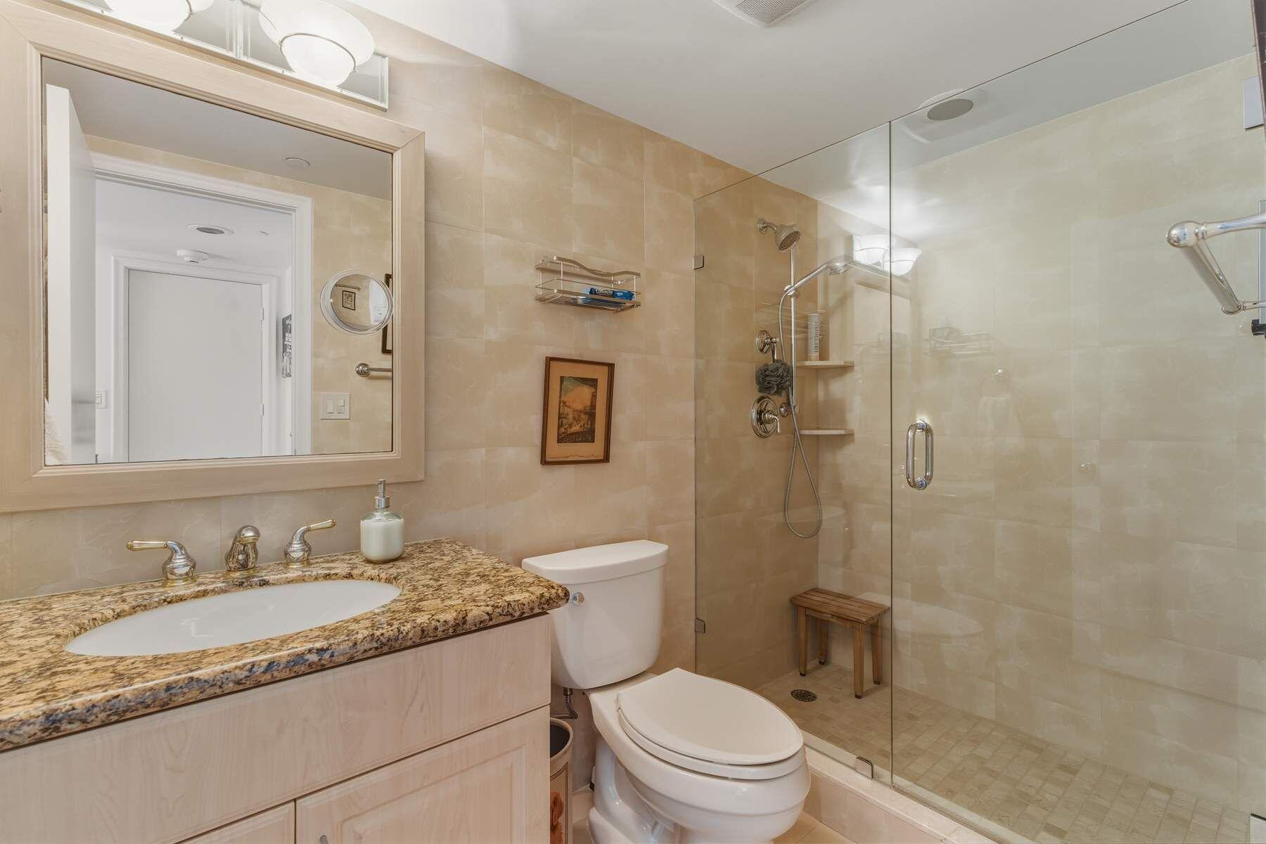 BEACH POINT CONDO - Residential