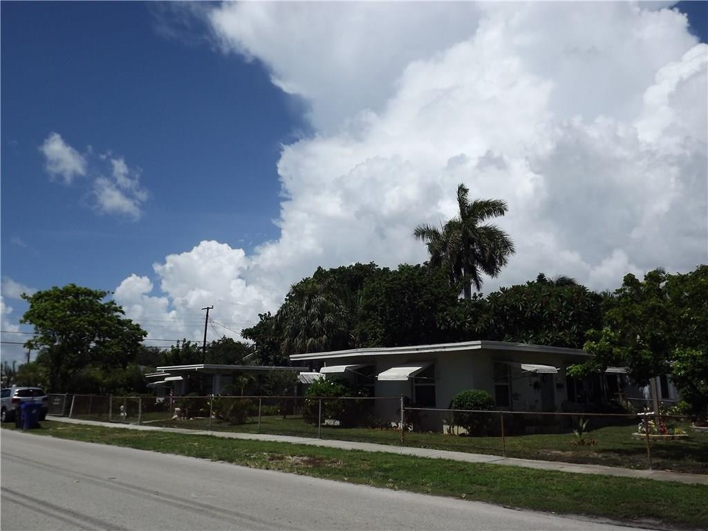 Fourth Add To Lauderdale - Residential