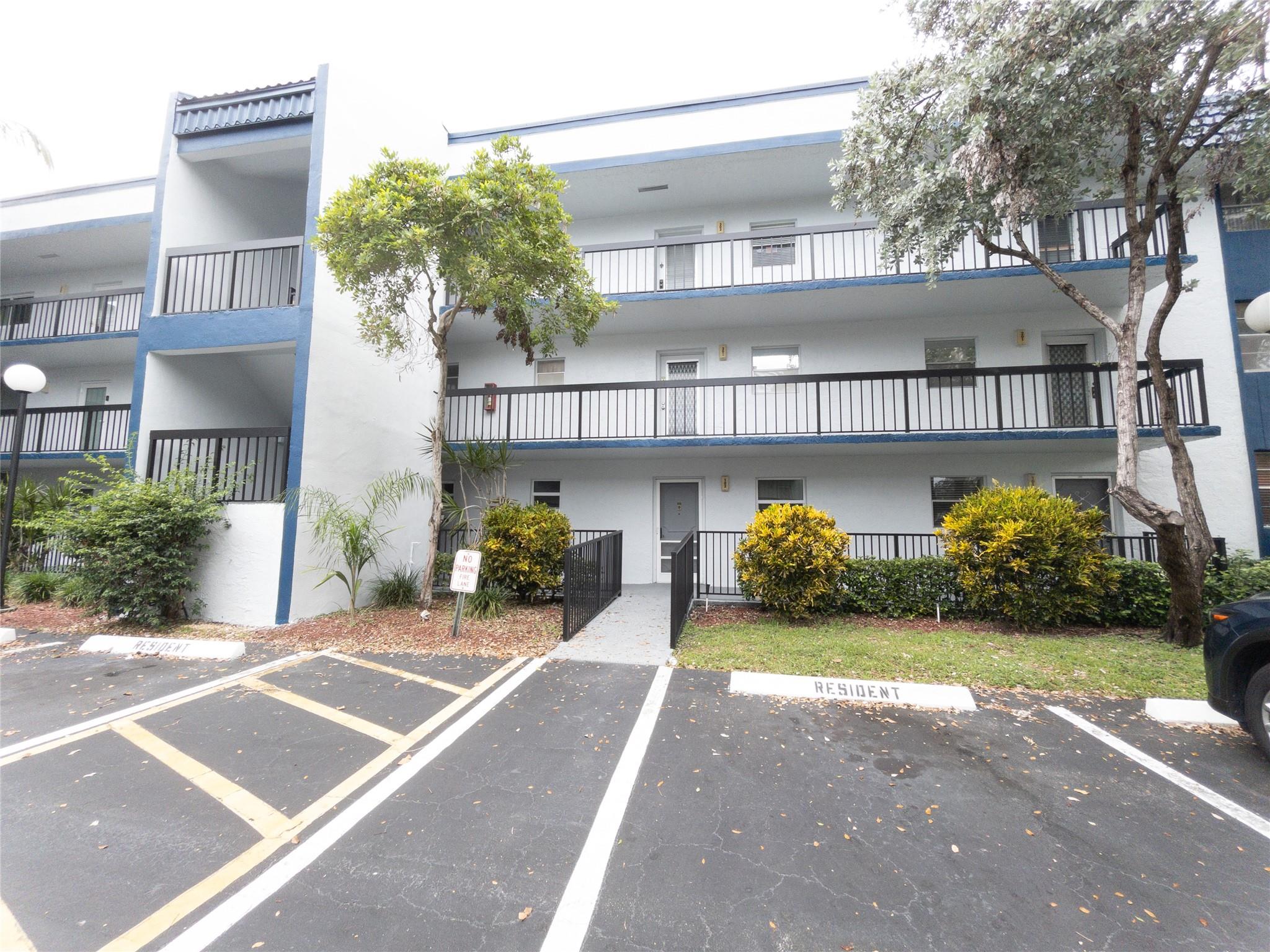 Holiday Springs - Residential