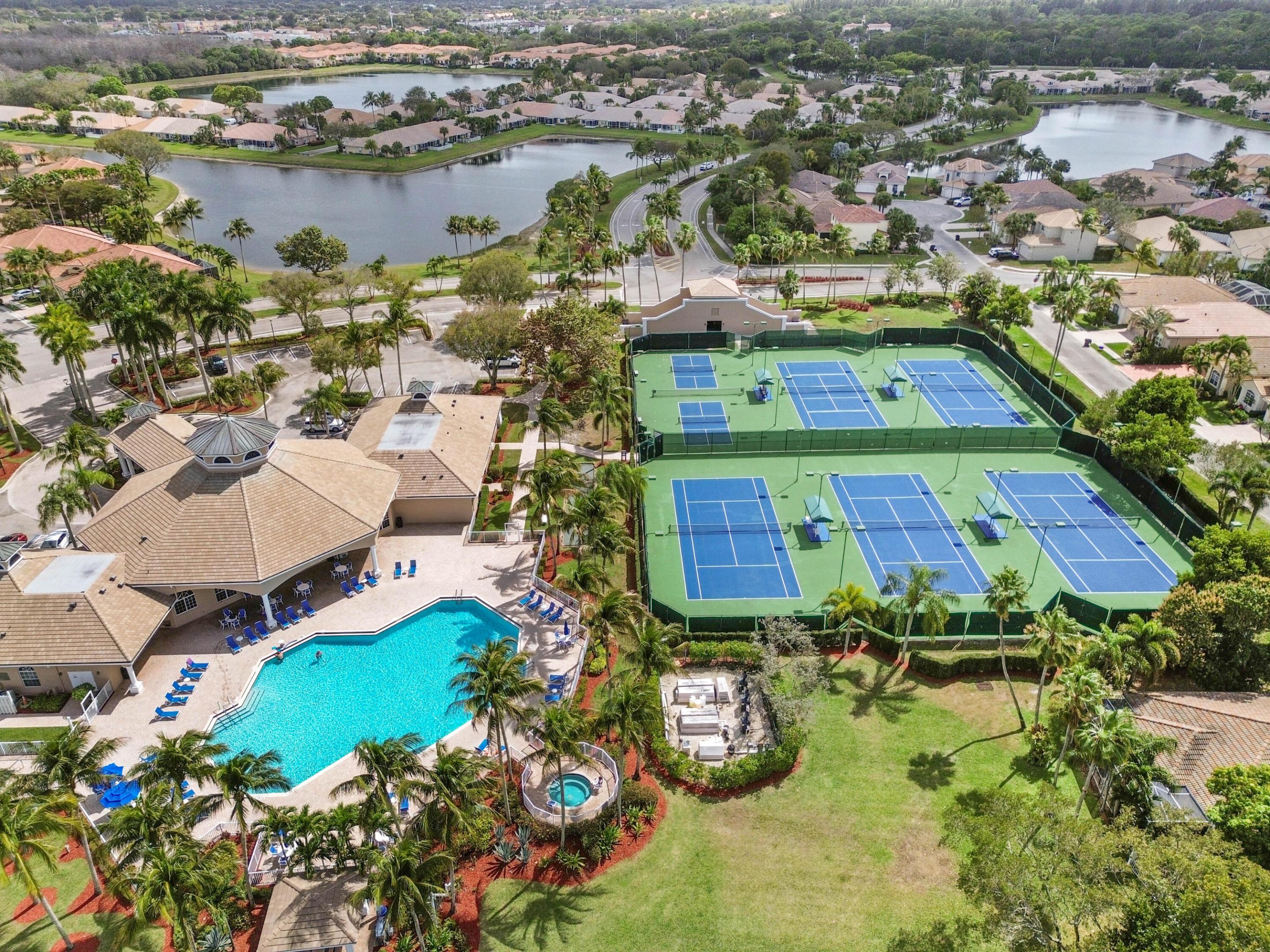 ANDROS ISLE - Residential