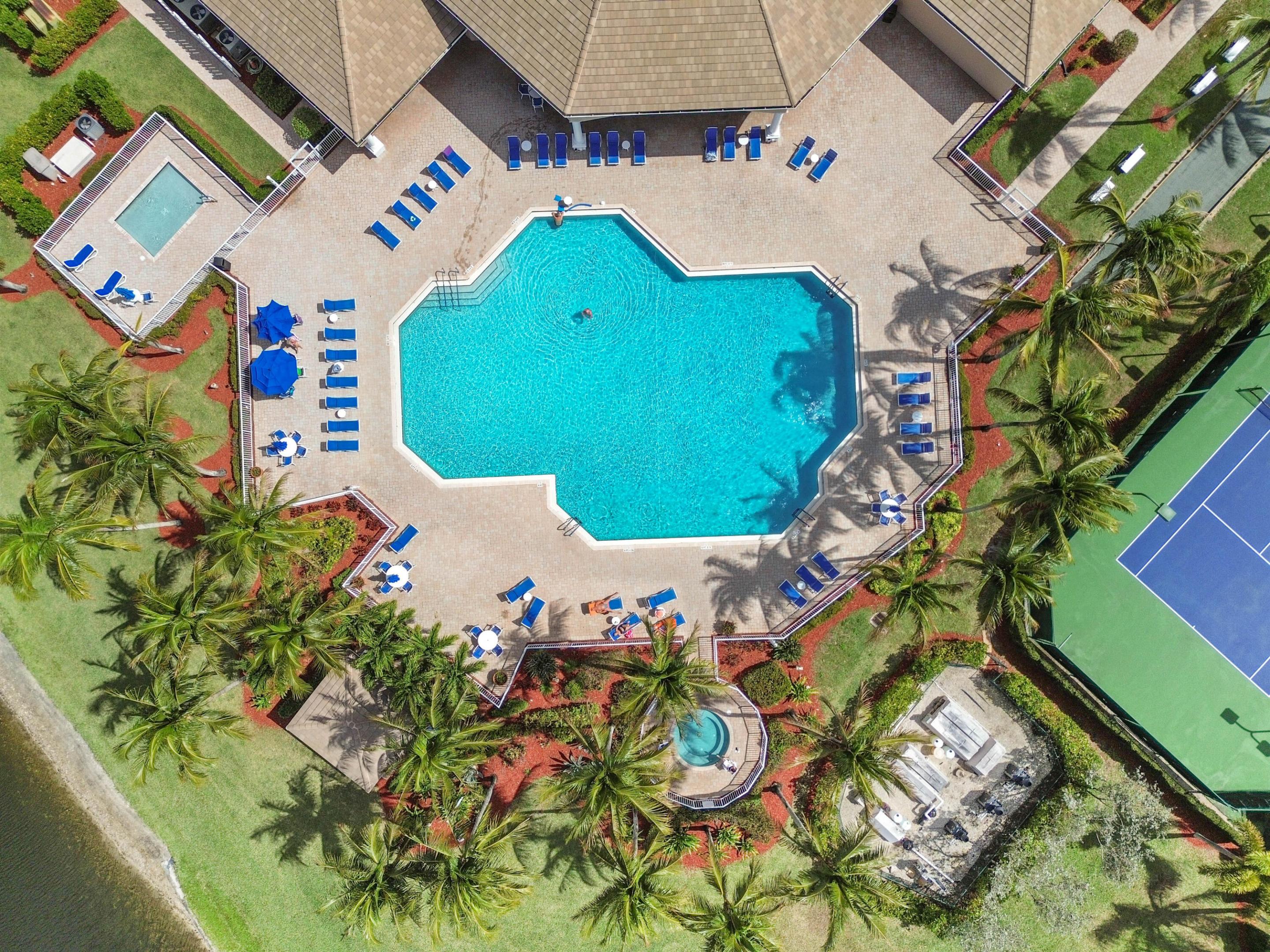 ANDROS ISLE - Residential