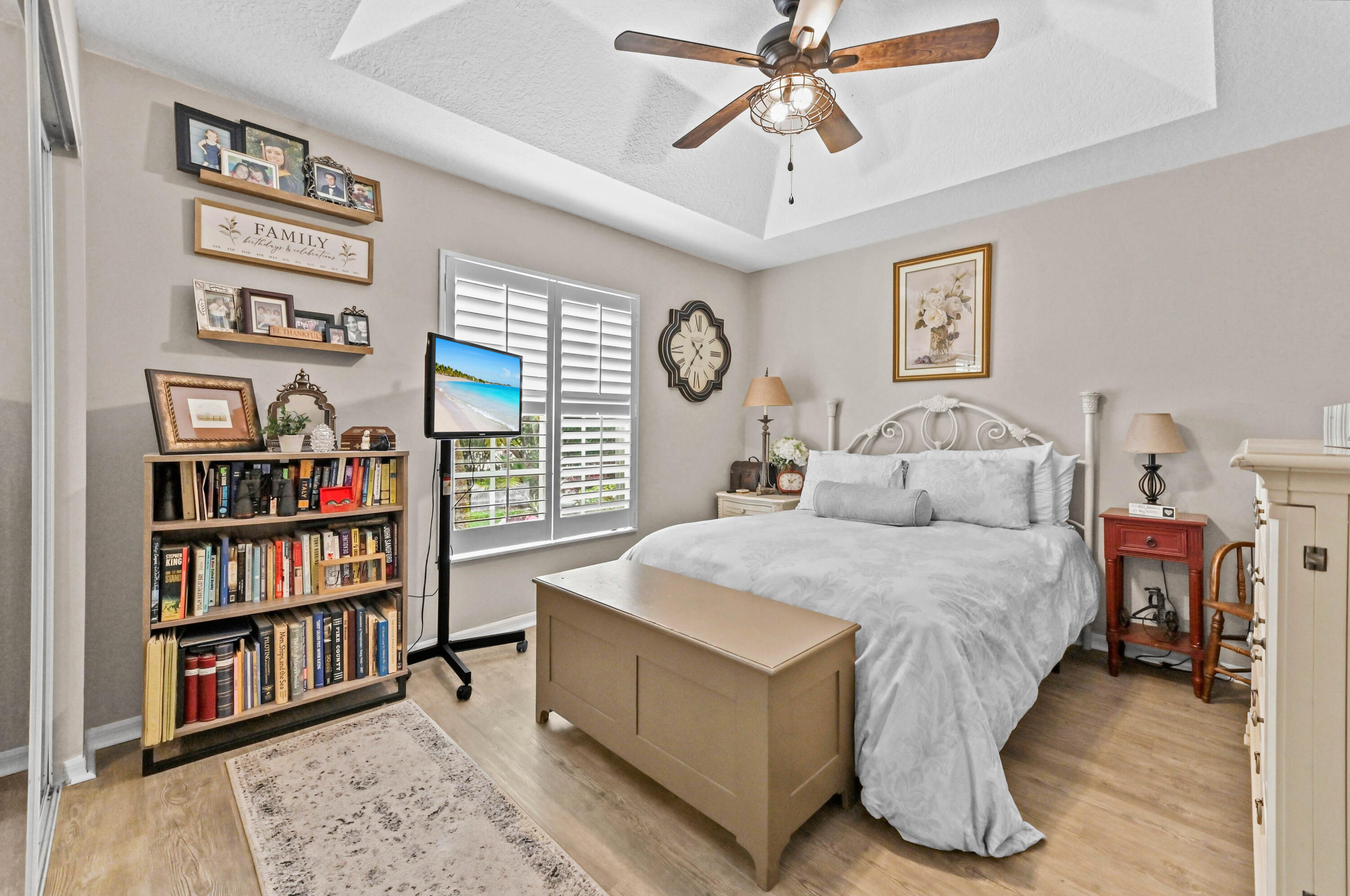 ANDROS ISLE - Residential