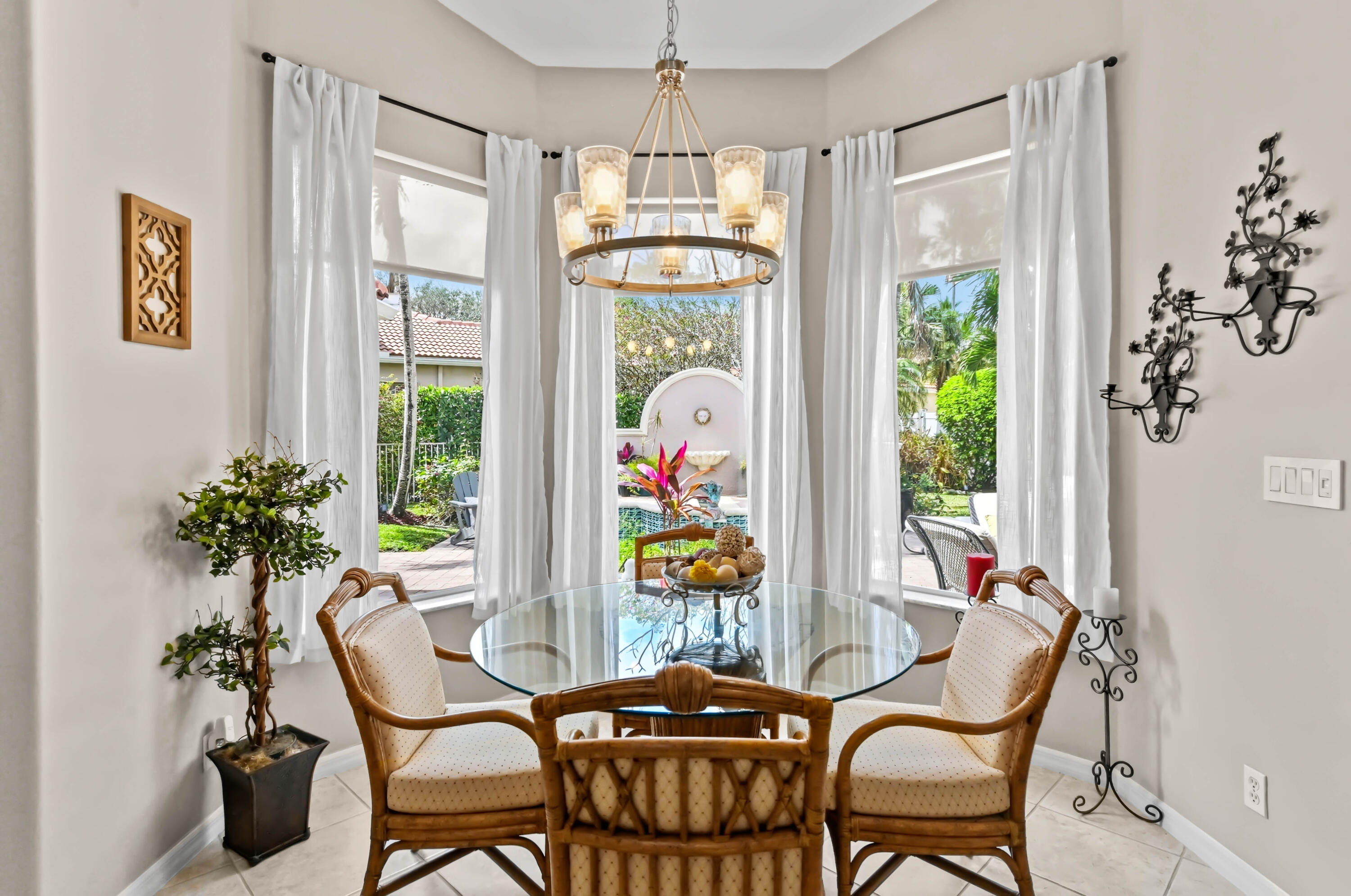 ANDROS ISLE - Residential