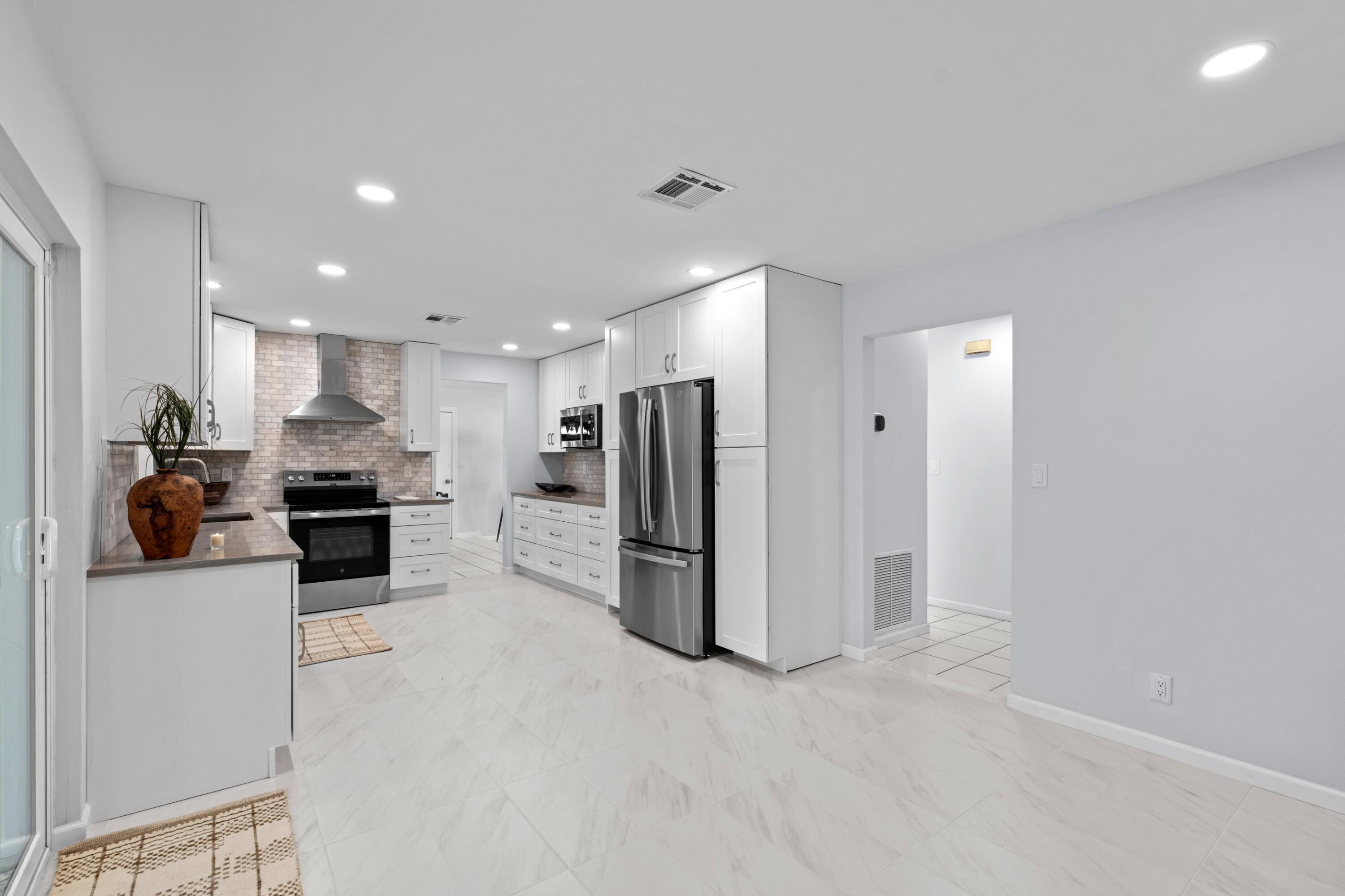 WILLOWS THE SECOND ADD - Residential