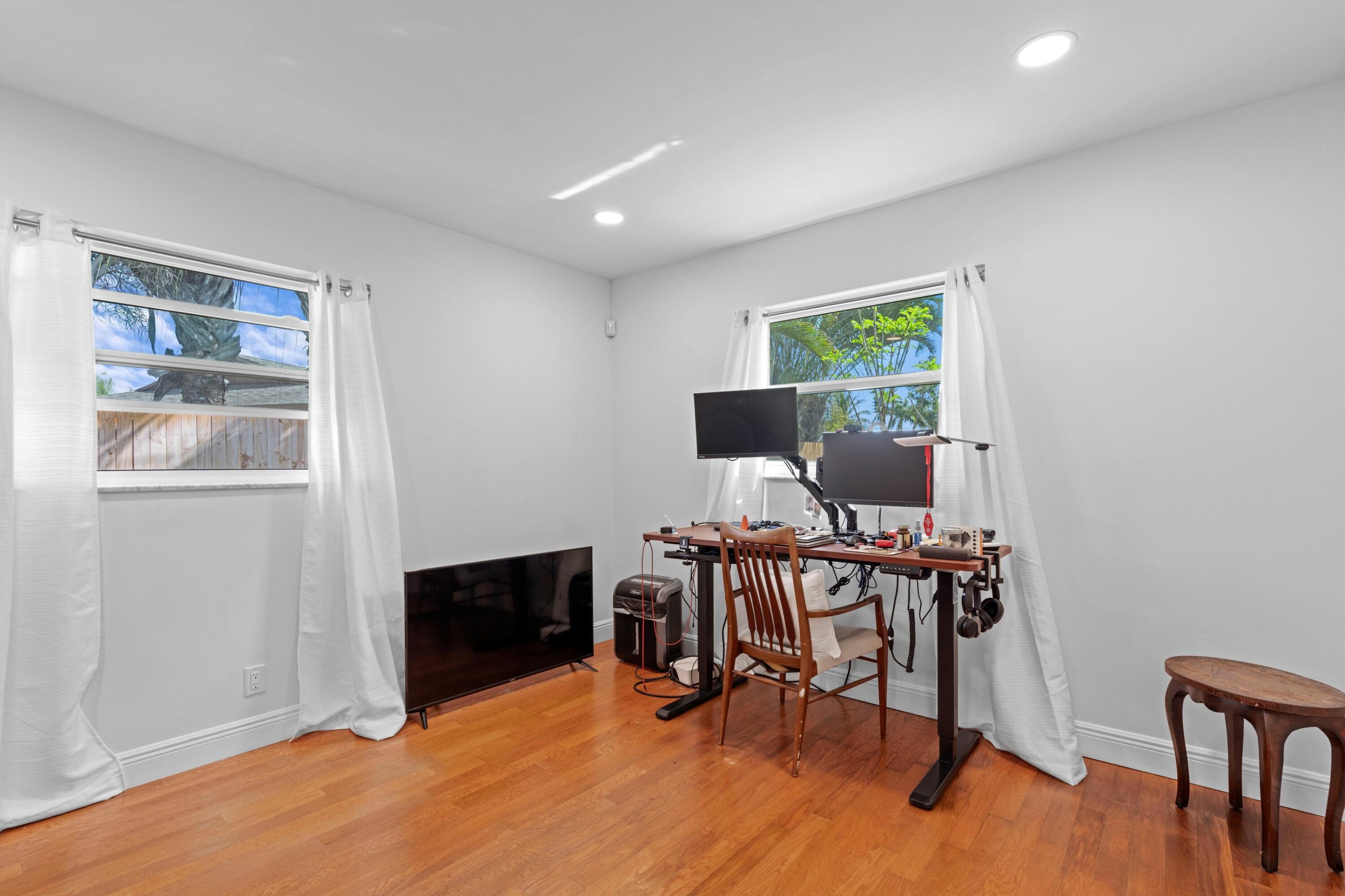 WILLOWS THE SECOND ADD - Residential