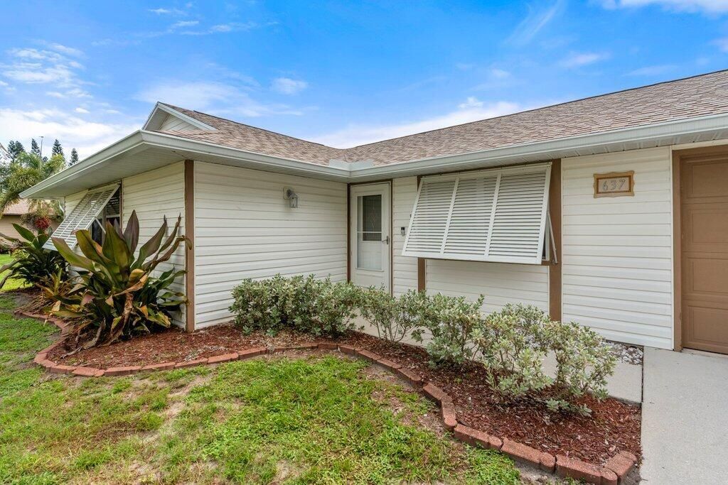 Photo of 637 SW Granadeer Street W, Port Saint Lucie, FL 34983 (MLS # R11009946)