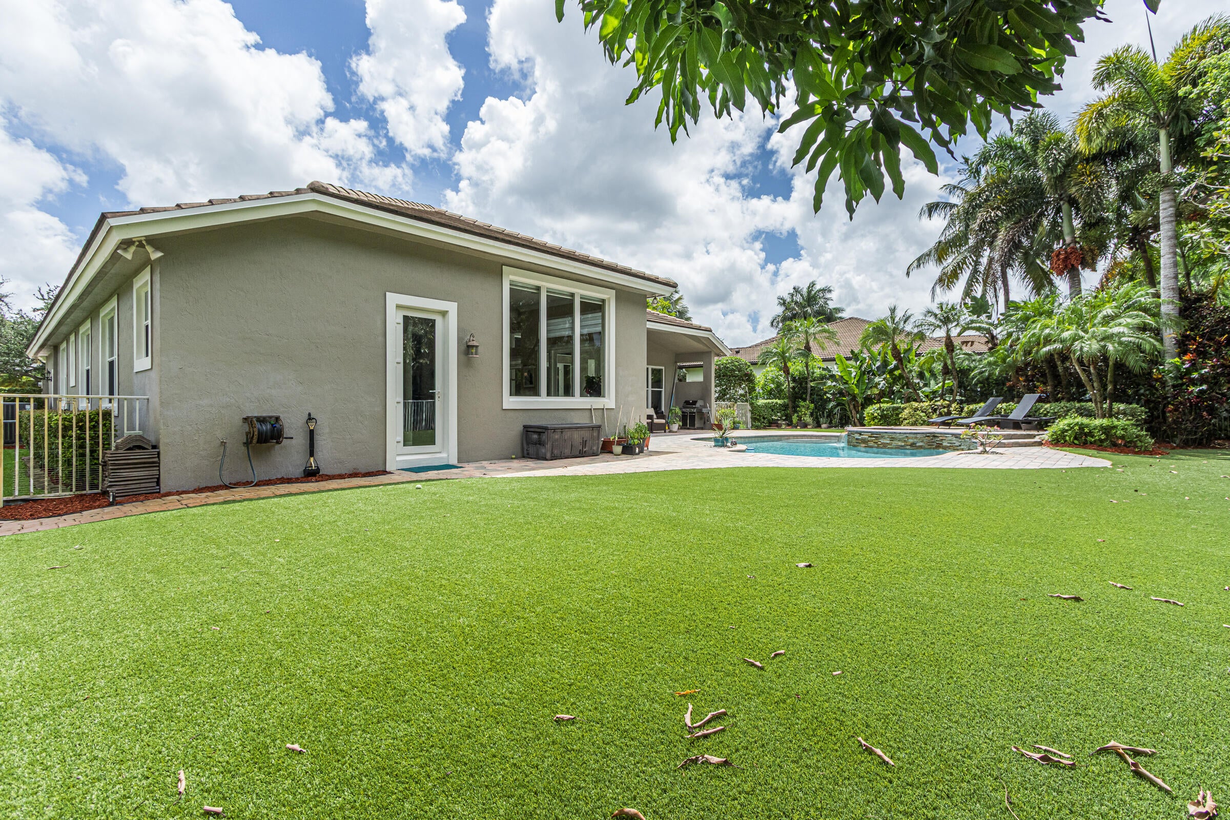 6493 NW 105th Terrace