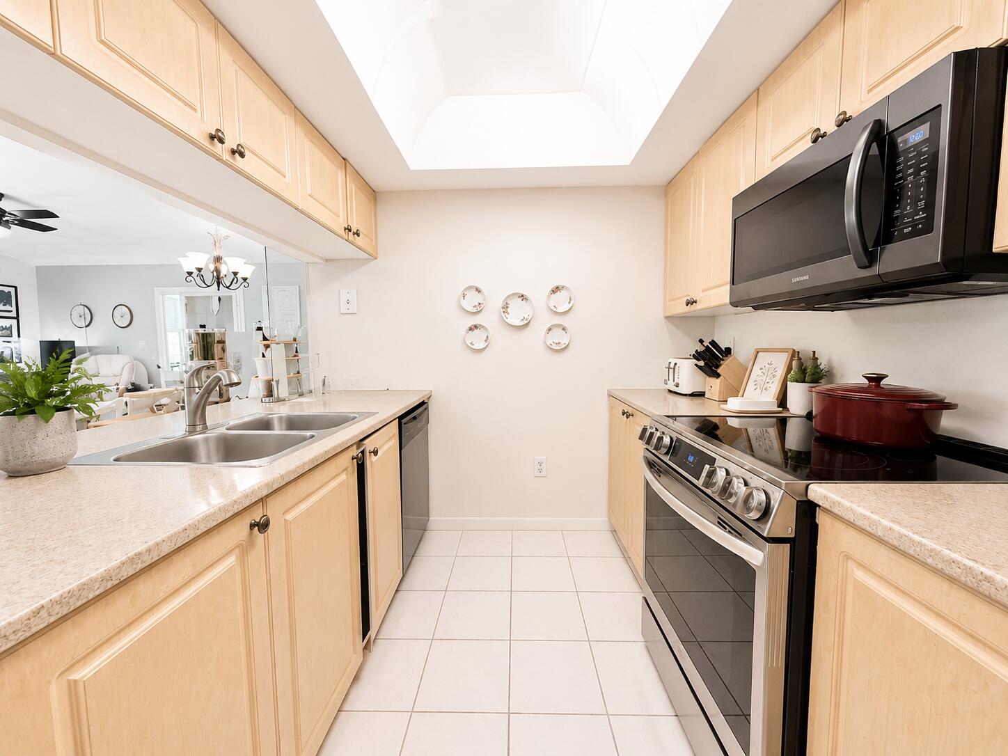 WATERSIDE VILLAGE OF PALM BEACH CONDO - Residential