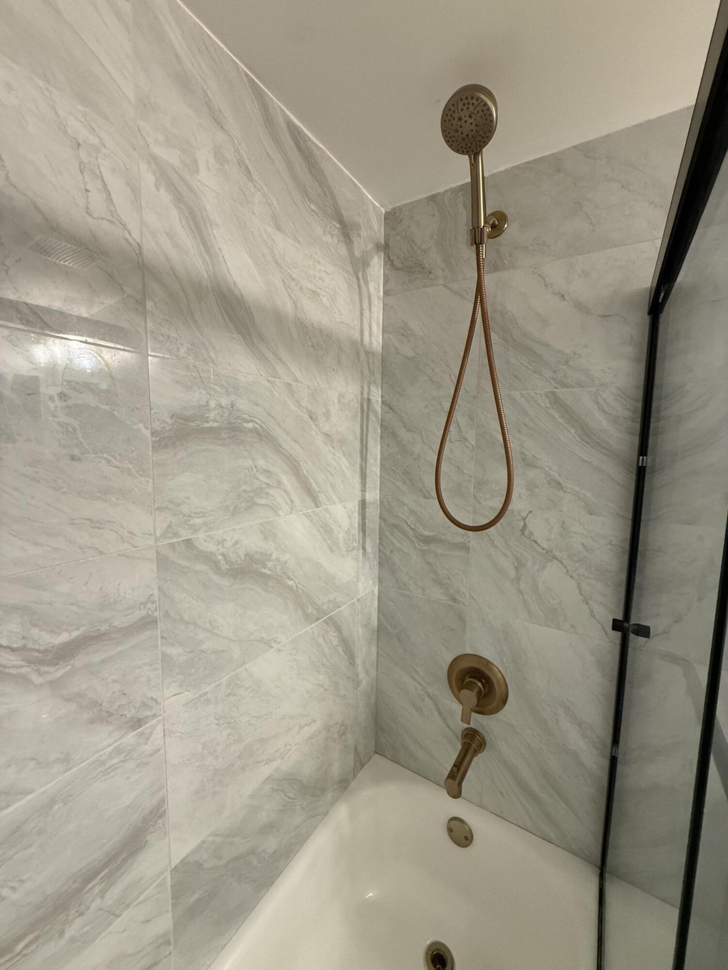 WATERSIDE VILLAGE OF PALM BEACH CONDO - Residential