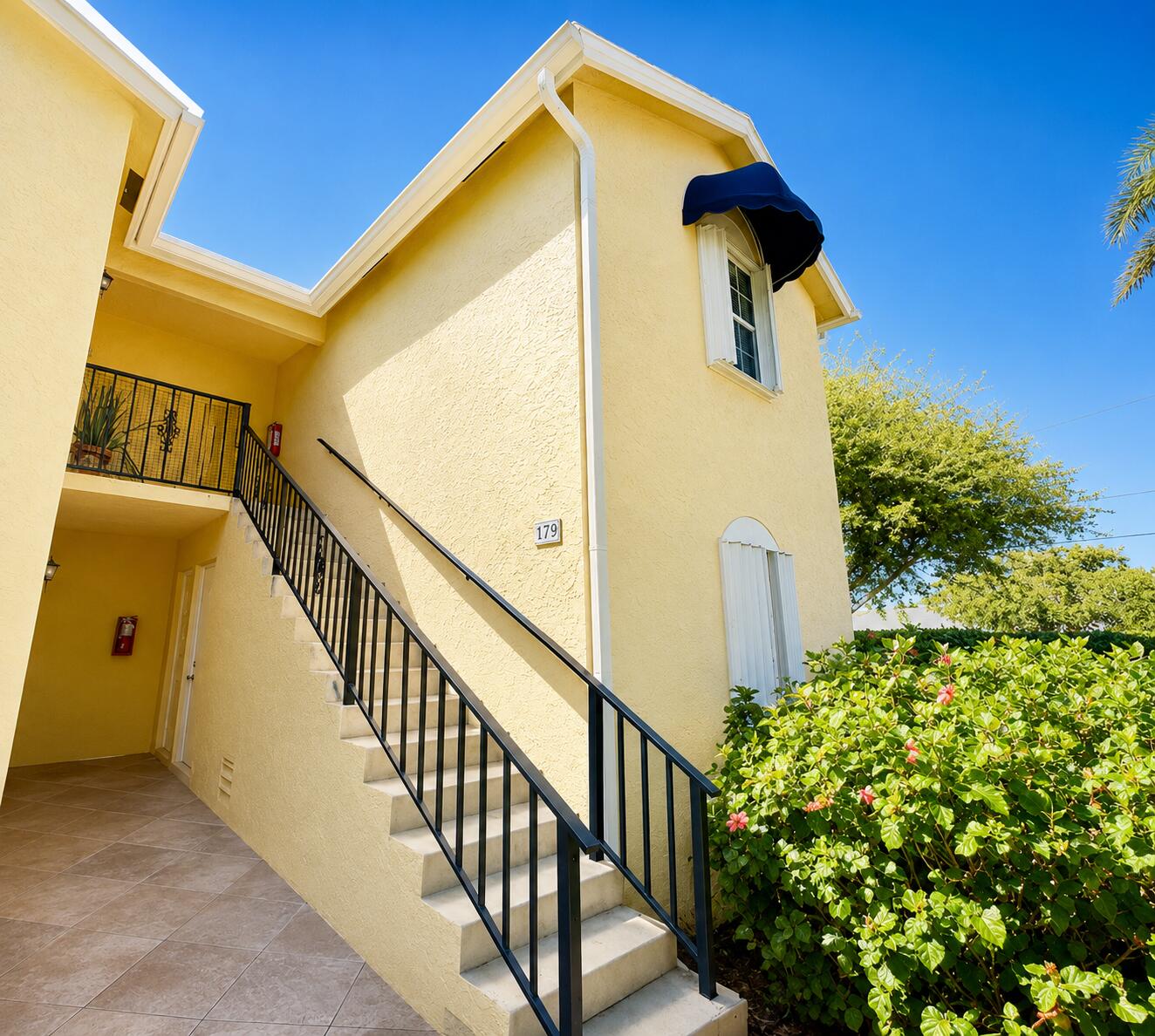 WATERSIDE VILLAGE OF PALM BEACH CONDO - Residential