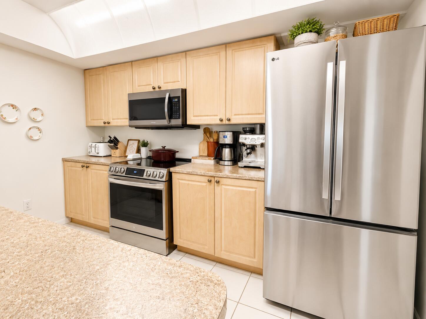 WATERSIDE VILLAGE OF PALM BEACH CONDO - Residential
