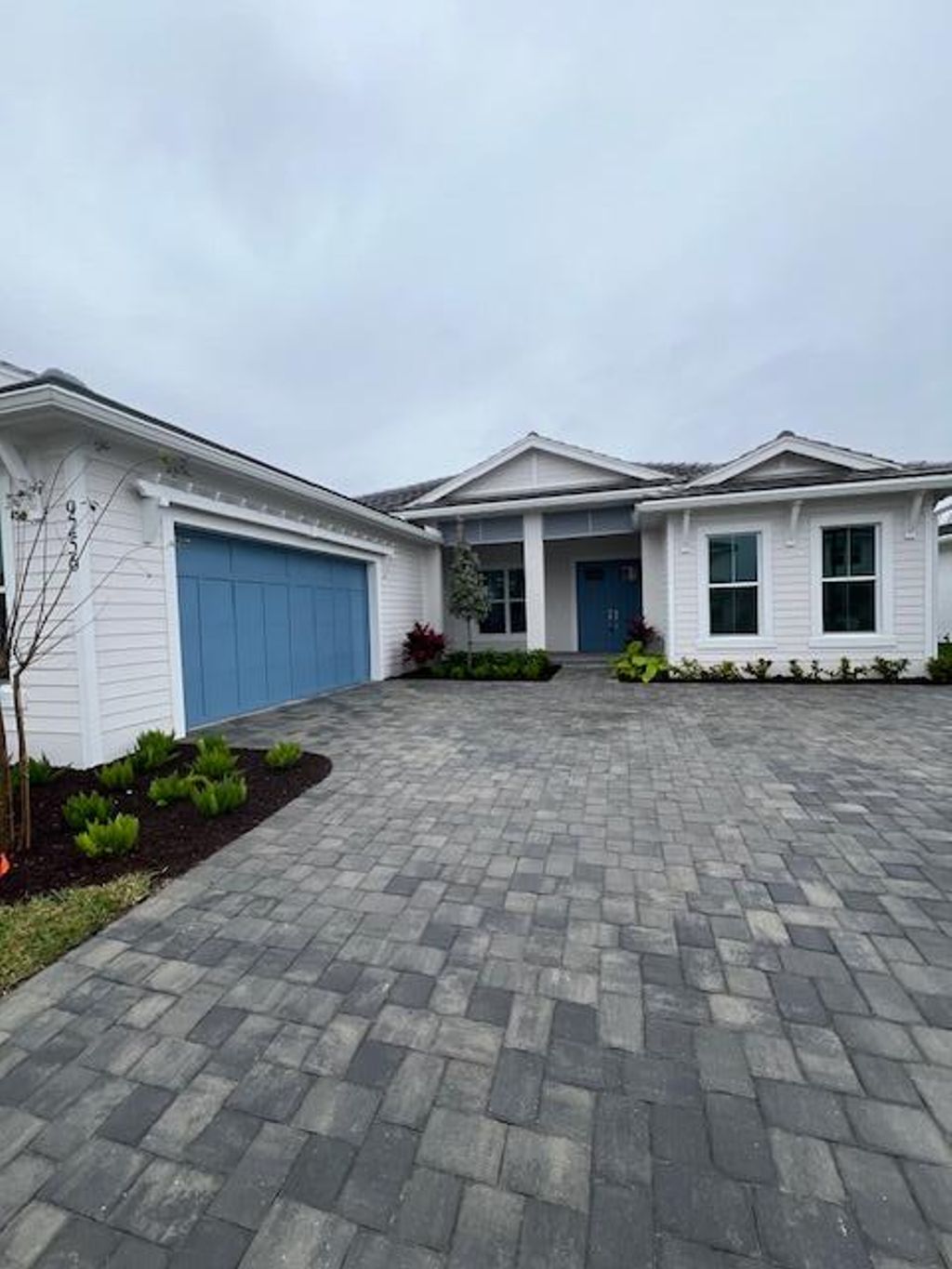 Photo of 9256 Crestview Circle, Palm Beach Gardens, FL 33412 (MLS # R10945736)