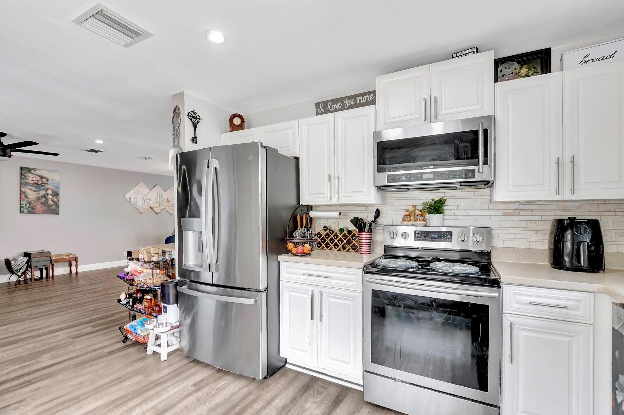 ALLEGRO - Residential Lease