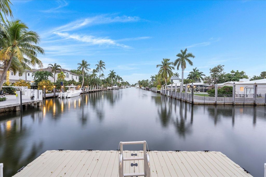 Photo of 414 Riviera Isle Drive, Fort Lauderdale, FL 33301 (MLS # B26018349)