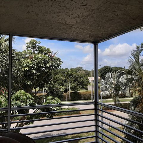 Condominium in Davie FL 9470 Poinciana Pl Pl 24.jpg