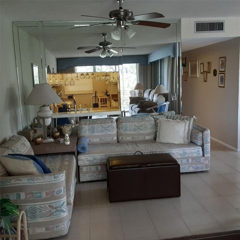 Condominium in Davie FL 9470 Poinciana Pl Pl 17.jpg