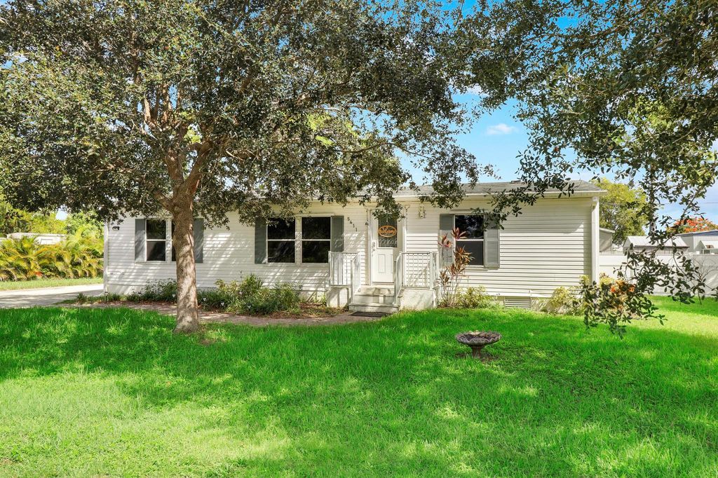 Photo of 5411 SE Celestial Circle, Stuart, FL 34997 (MLS # R10907225)