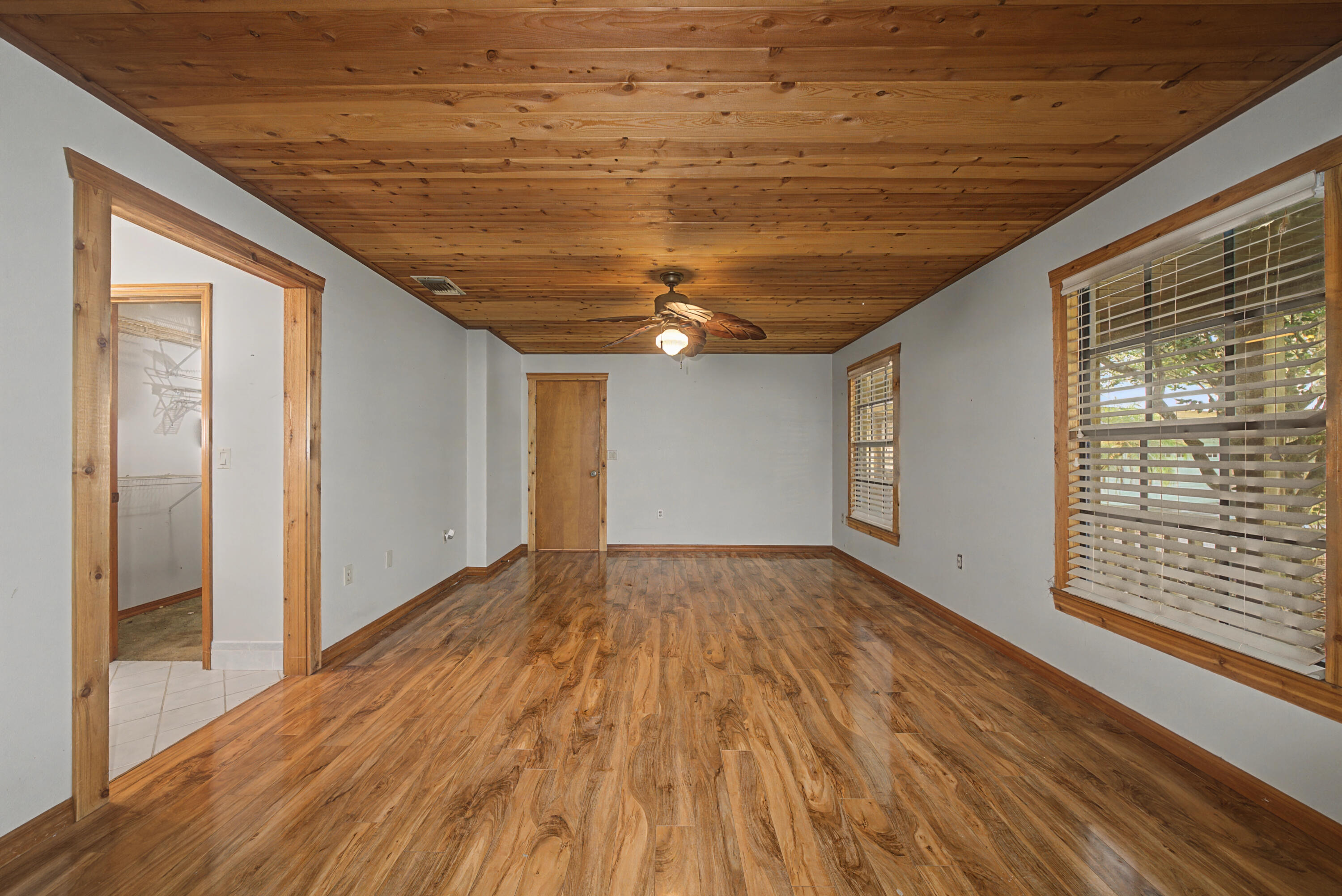 MOON RANCH ACRES - Residential