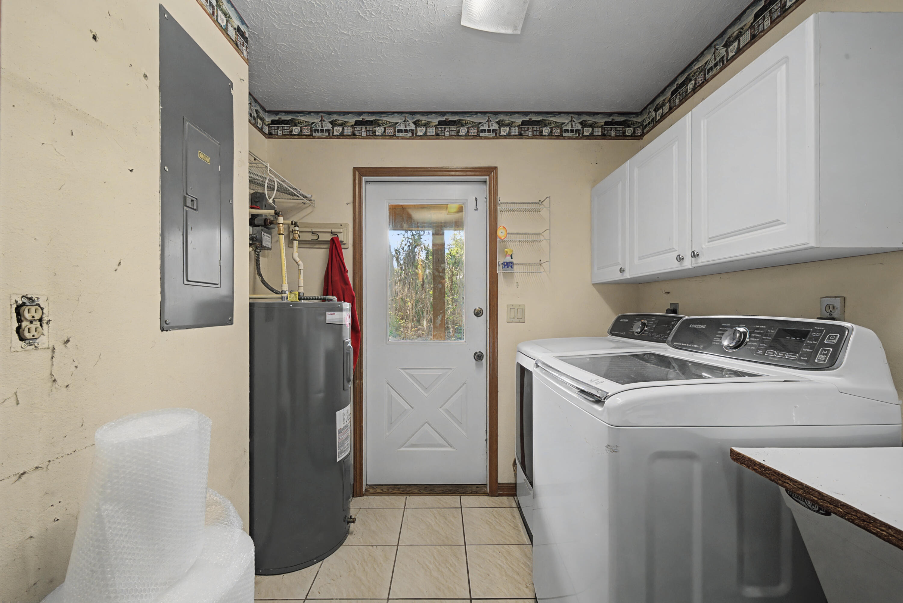 MOON RANCH ACRES - Residential