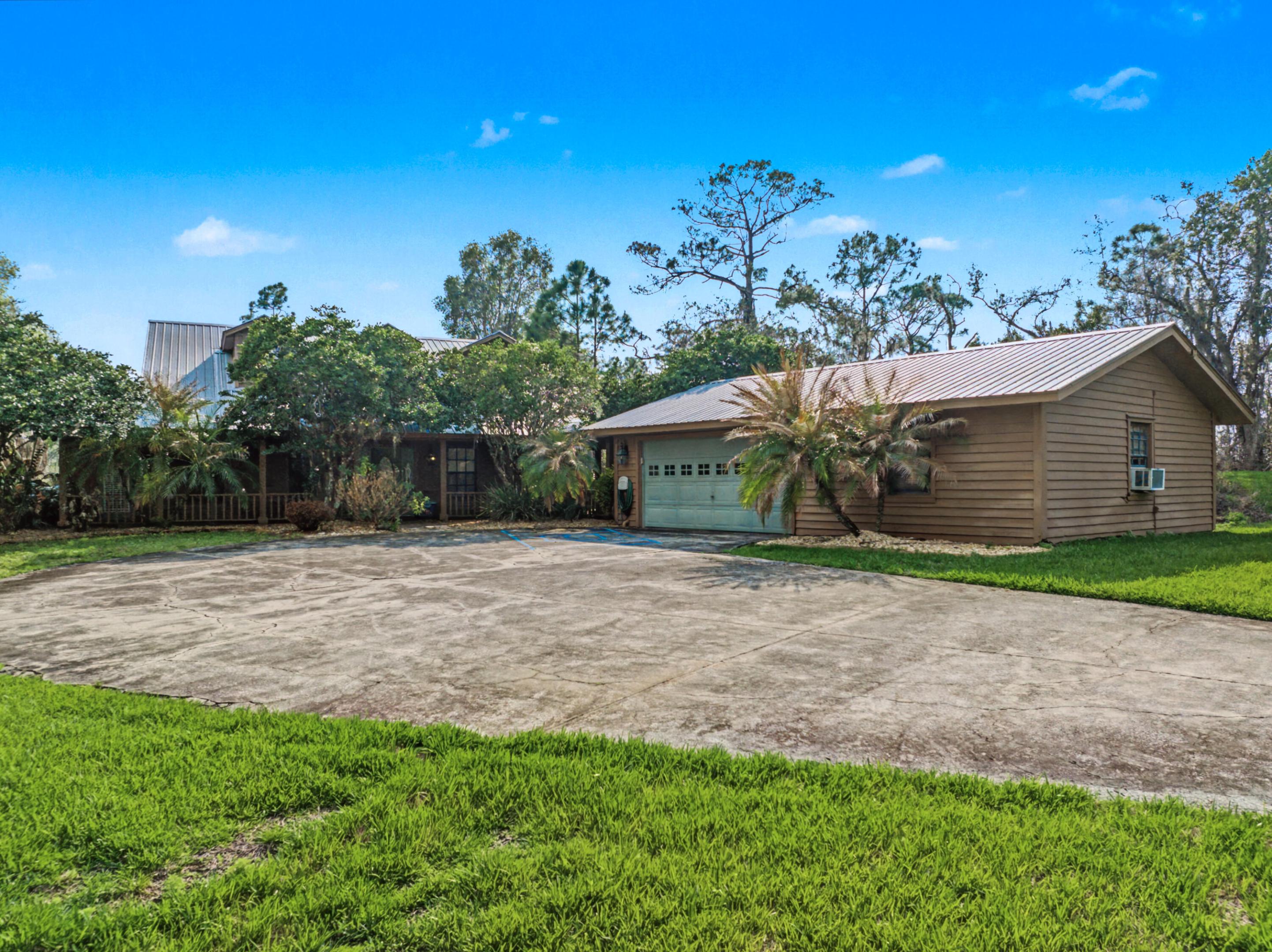 MOON RANCH ACRES - Residential