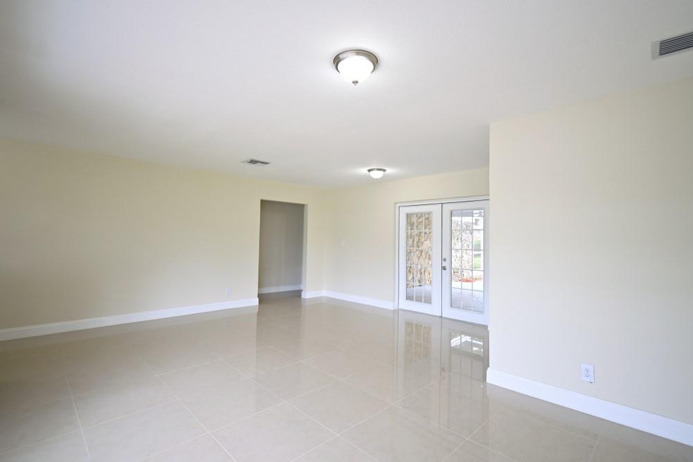 Lauderdale Lakes North Ga - Residential