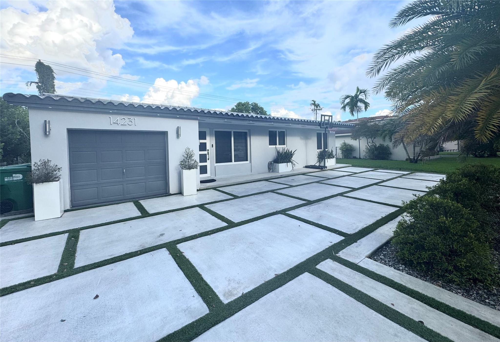Miami Lakes Sec 01 - Residential